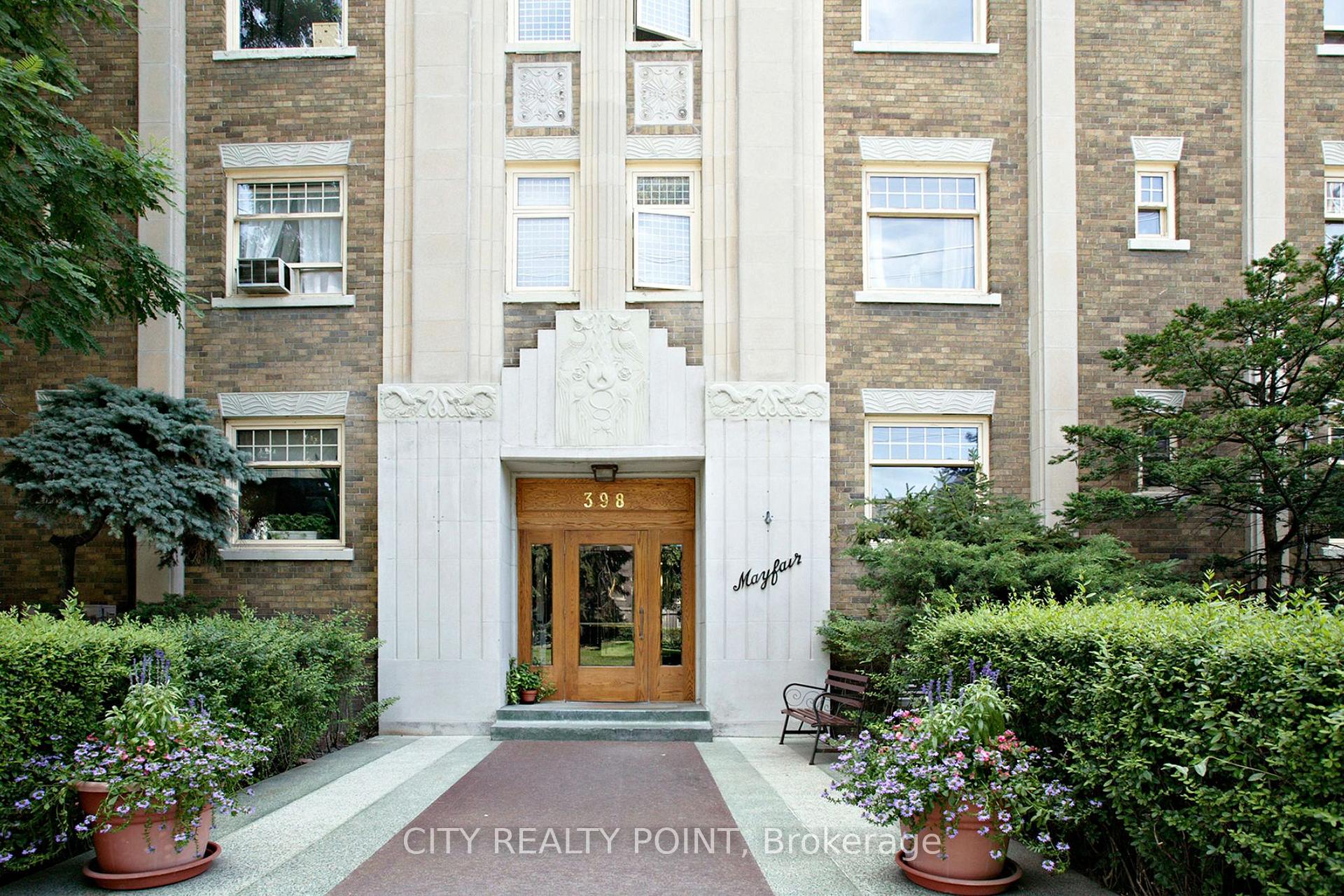Front of Unit 320, 396 Avenue Road