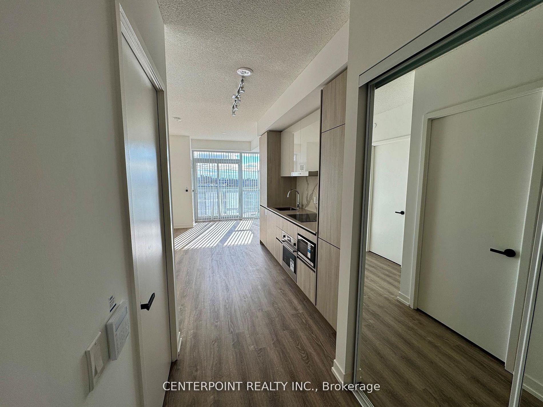 Photo 18 of Unit 810, 8 Interchange Way, Vaughan, Vaughan Corporate Centre — HOMEH