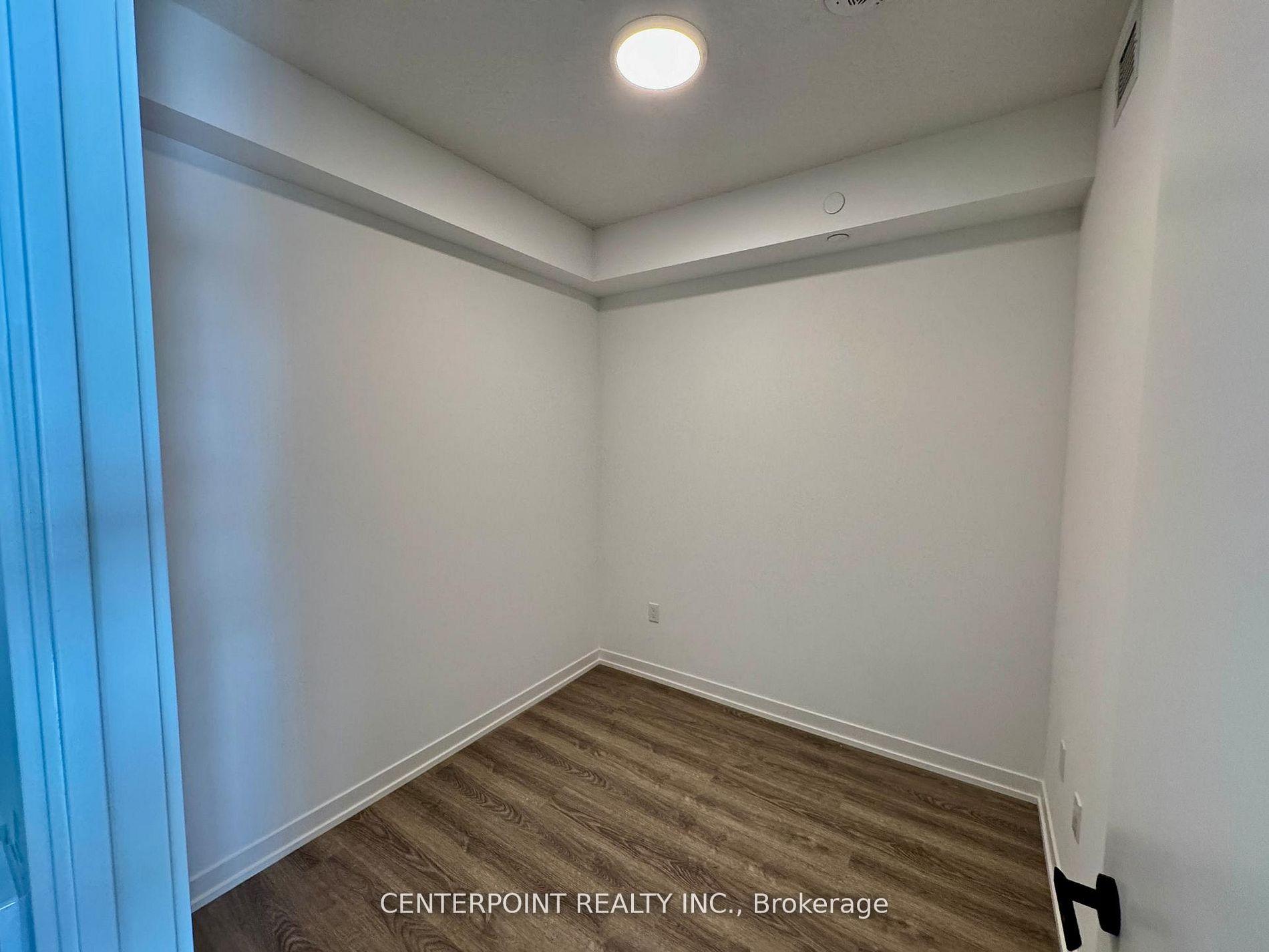 Photo 17 of Unit 810, 8 Interchange Way, Vaughan, Vaughan Corporate Centre — HOMEH