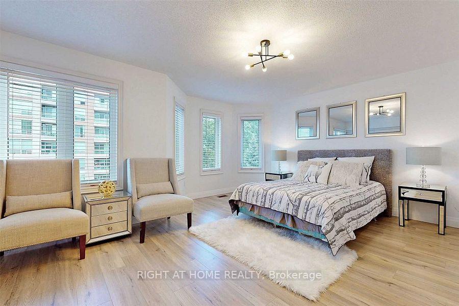 Photo 11 of Unit 2, 735 New Westminster Drive, Vaughan, Brownridge — HOMEH