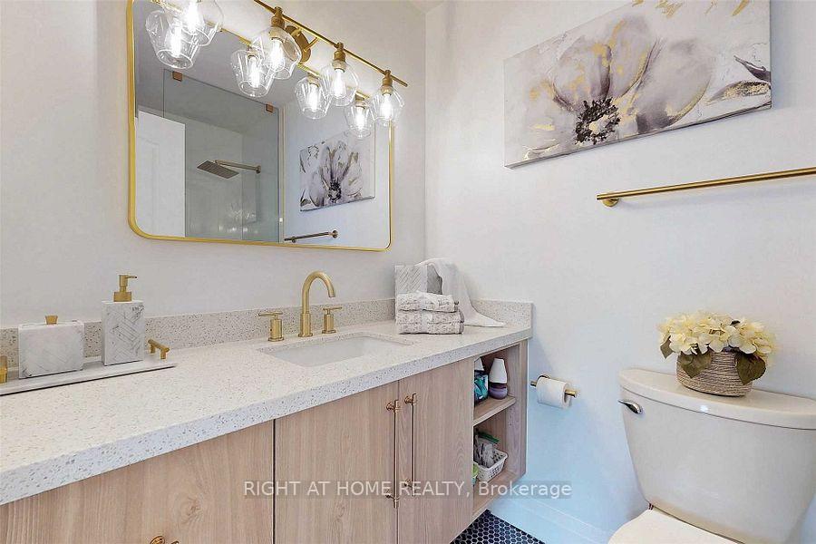 Photo 12 of Unit 2, 735 New Westminster Drive, Vaughan, Brownridge — HOMEH