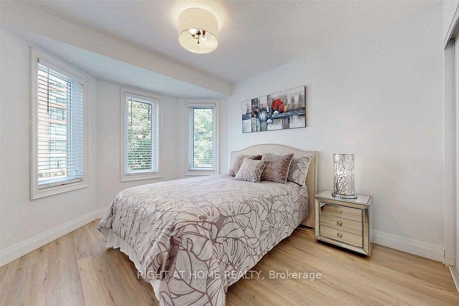 Photo 14 of Unit 2, 735 New Westminster Drive, Vaughan, Brownridge — HOMEH