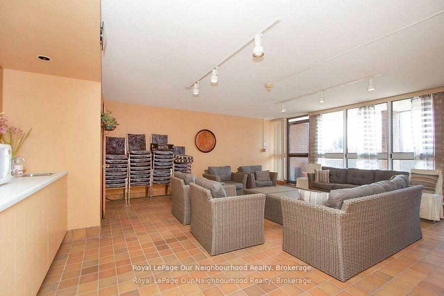 Photo 12 of Unit 503, 80 Athol Street E, Oshawa, Central — HOMEH
