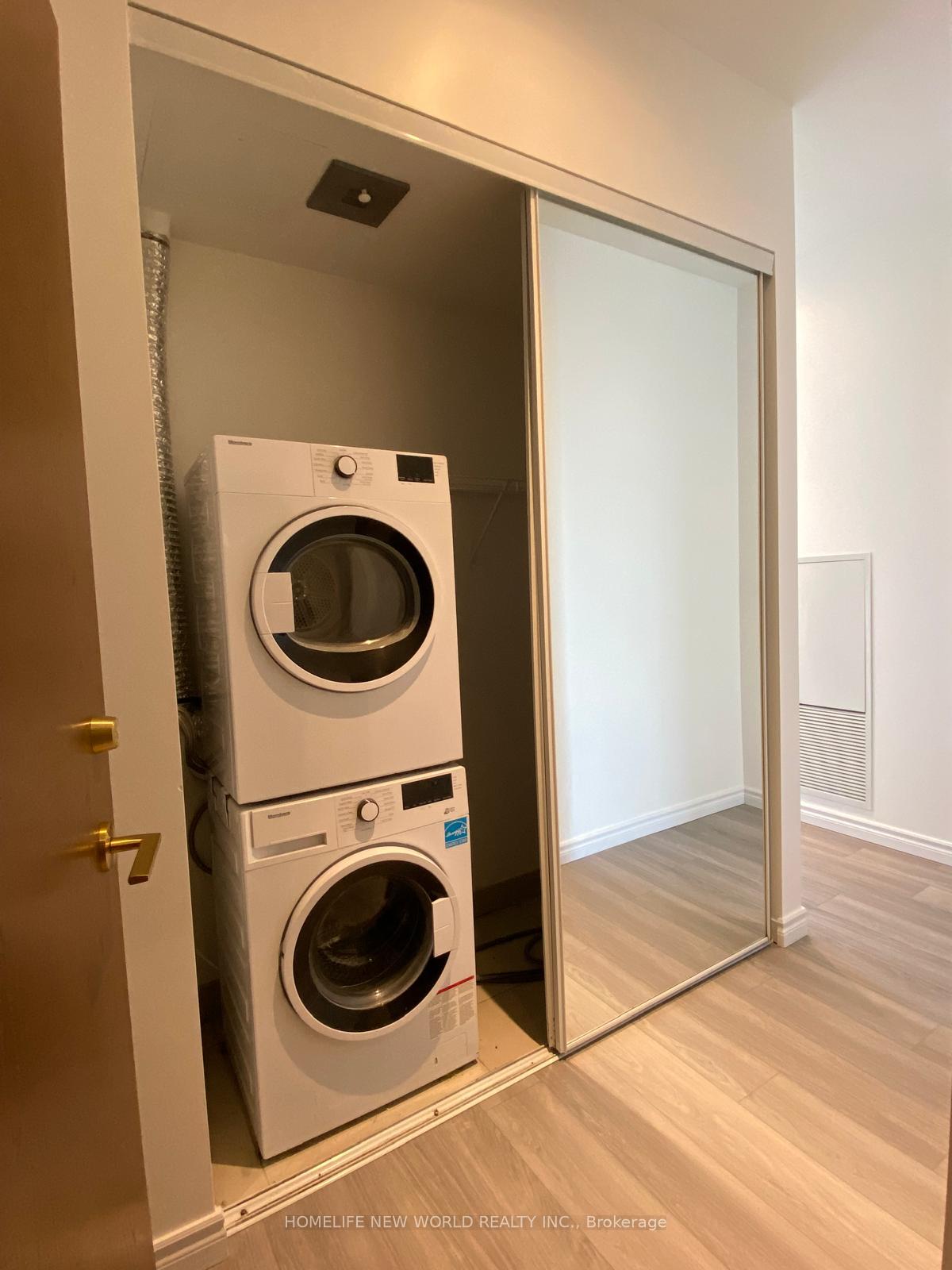 Photo 2 of Unit 309, 7890 Jane Street, Vaughan, Vaughan Corporate Centre — HOMEH