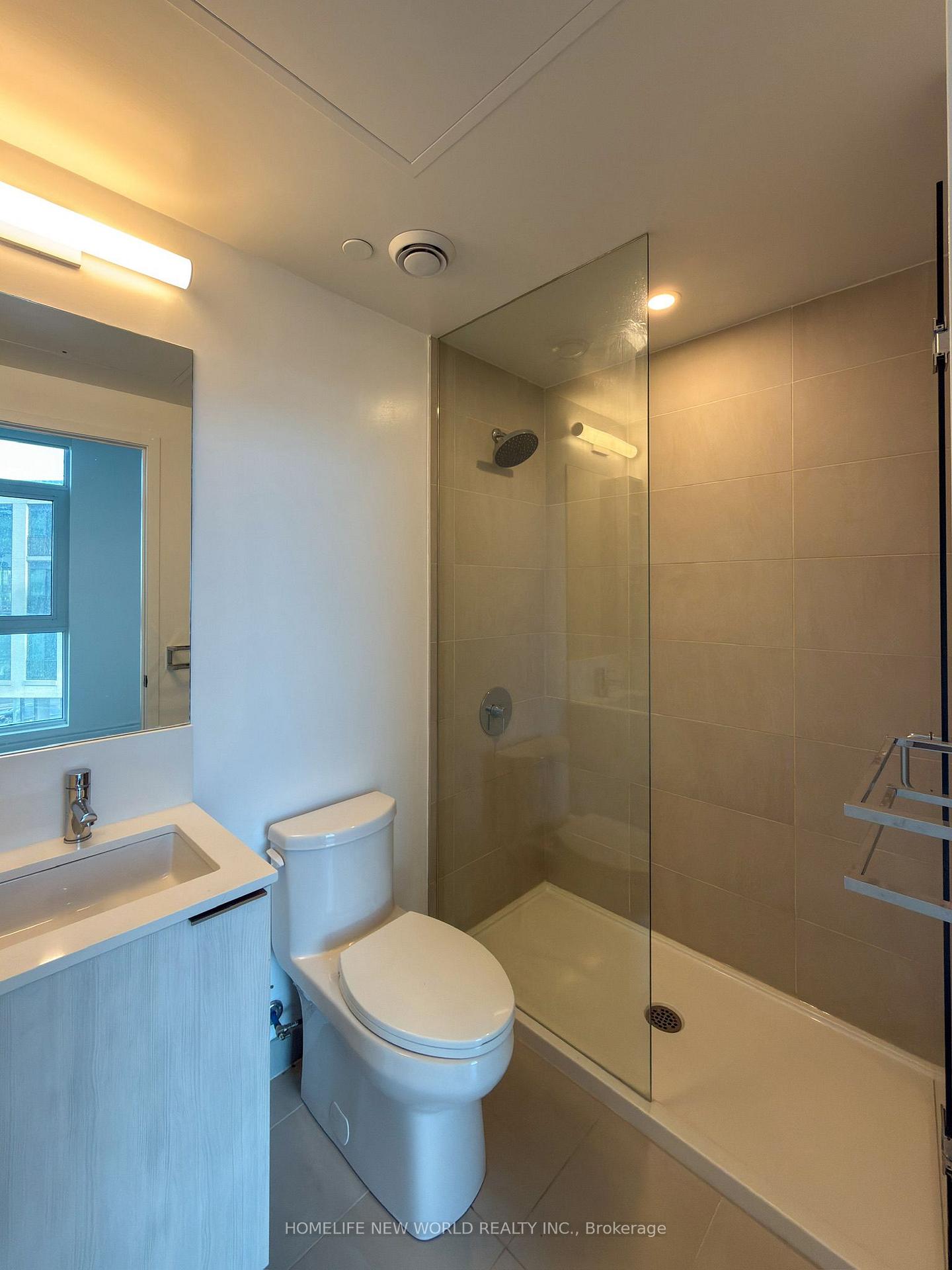 Photo 8 of Unit 309, 7890 Jane Street, Vaughan, Vaughan Corporate Centre — HOMEH