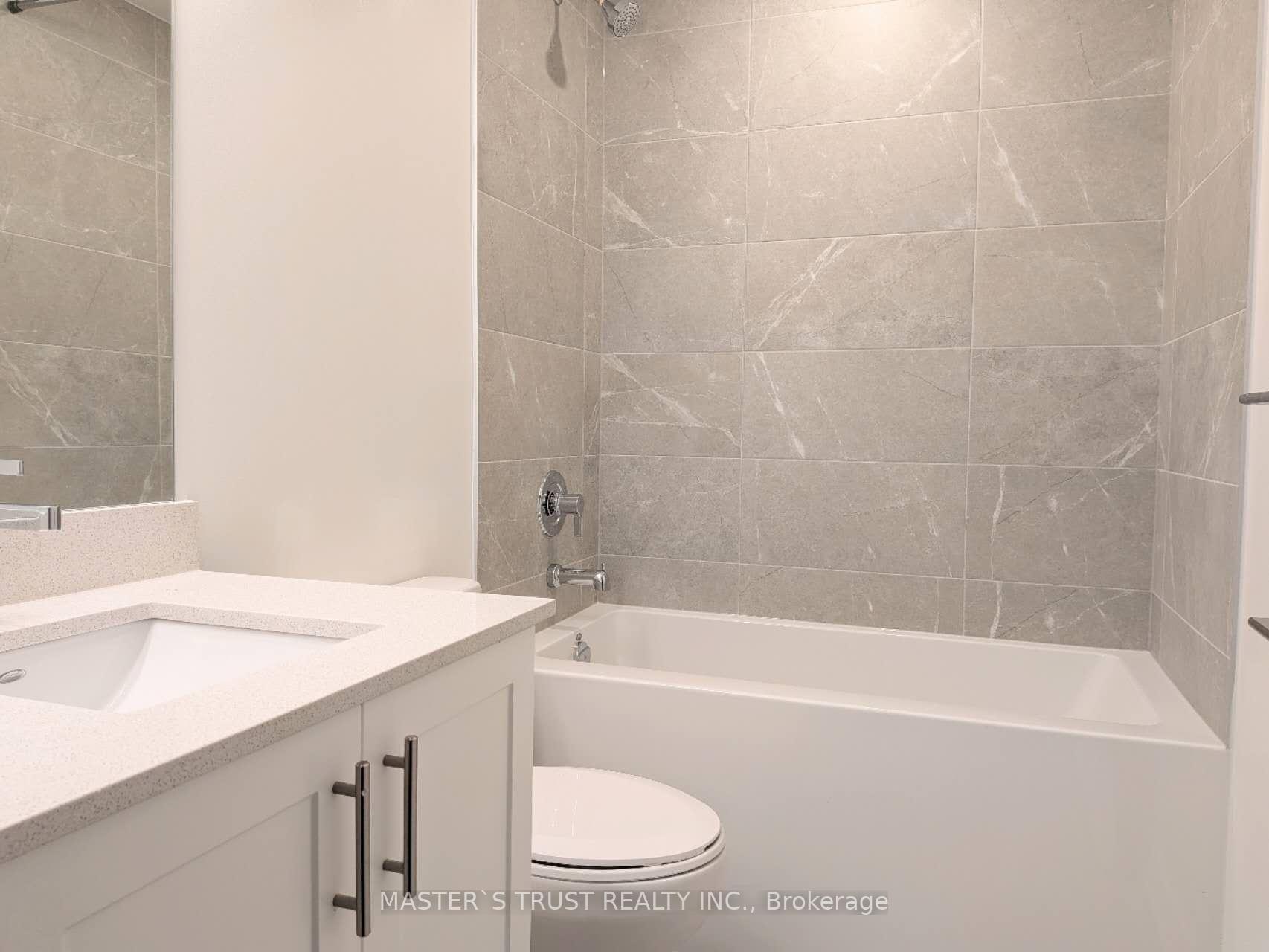 Photo 8 of Unit 1007, 715 Davis Drive, Newmarket, Huron Heights-Leslie Valley — HOMEH