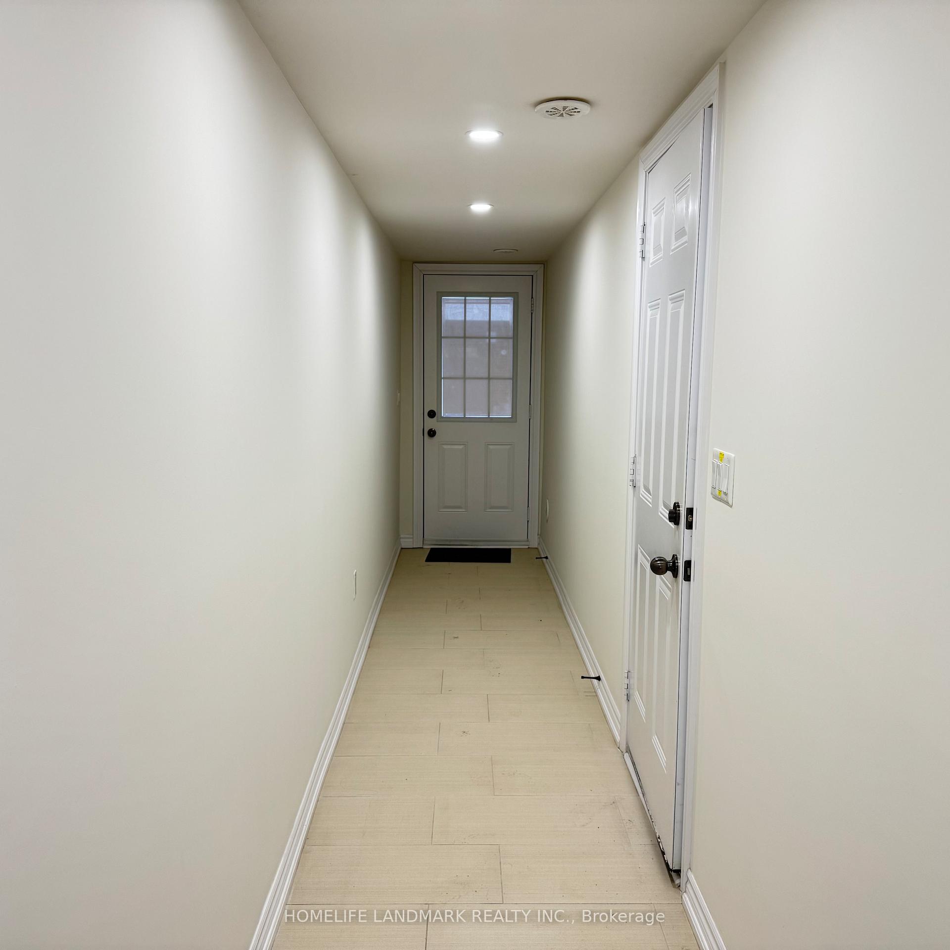 Photo 2 of 43 George Peach Avenue, Markham, Victoria Square — HOMEH