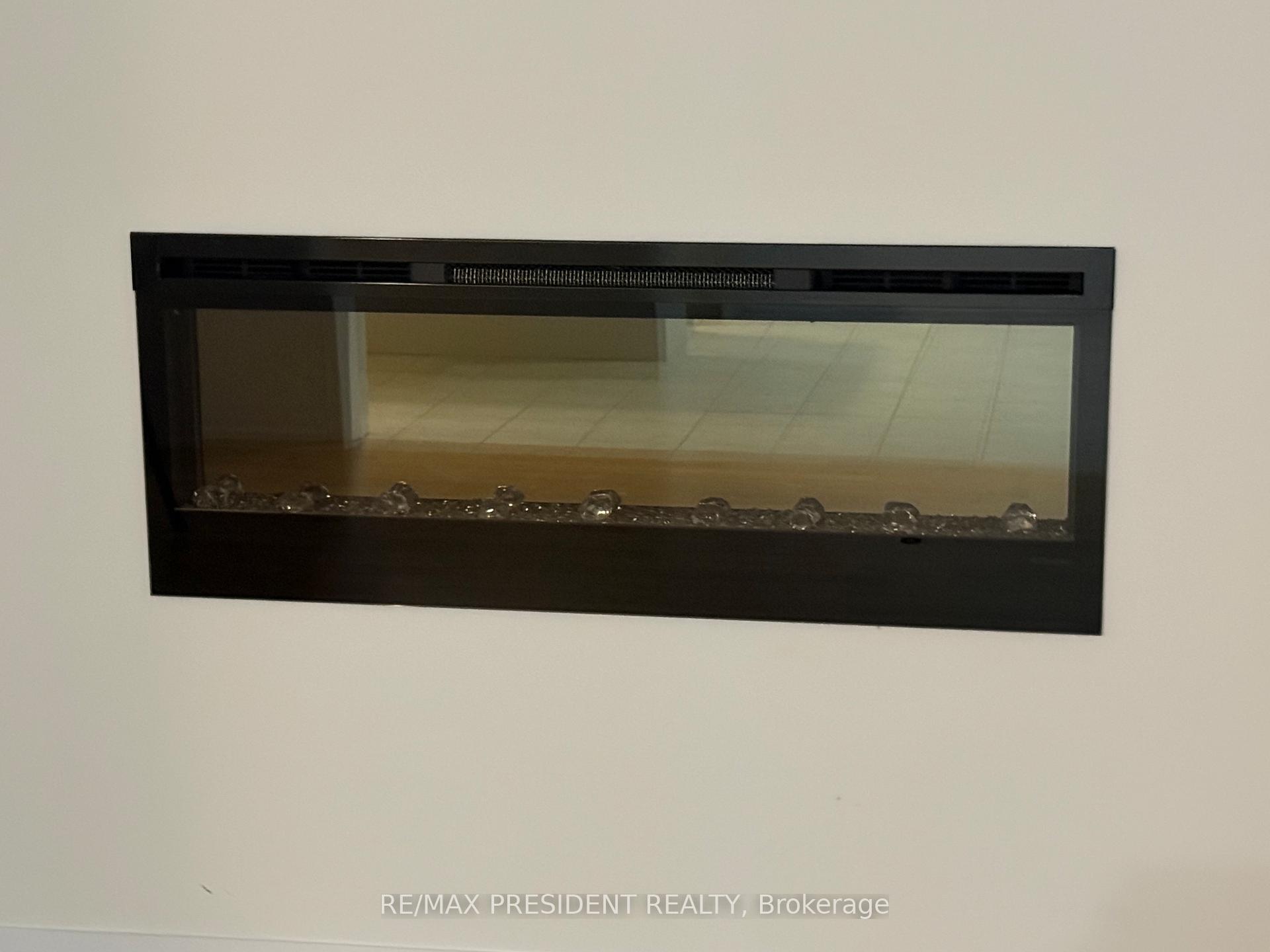 Photo 10 of 21 Velvet Way, Thorold, Rolling Meadows — HOMEH