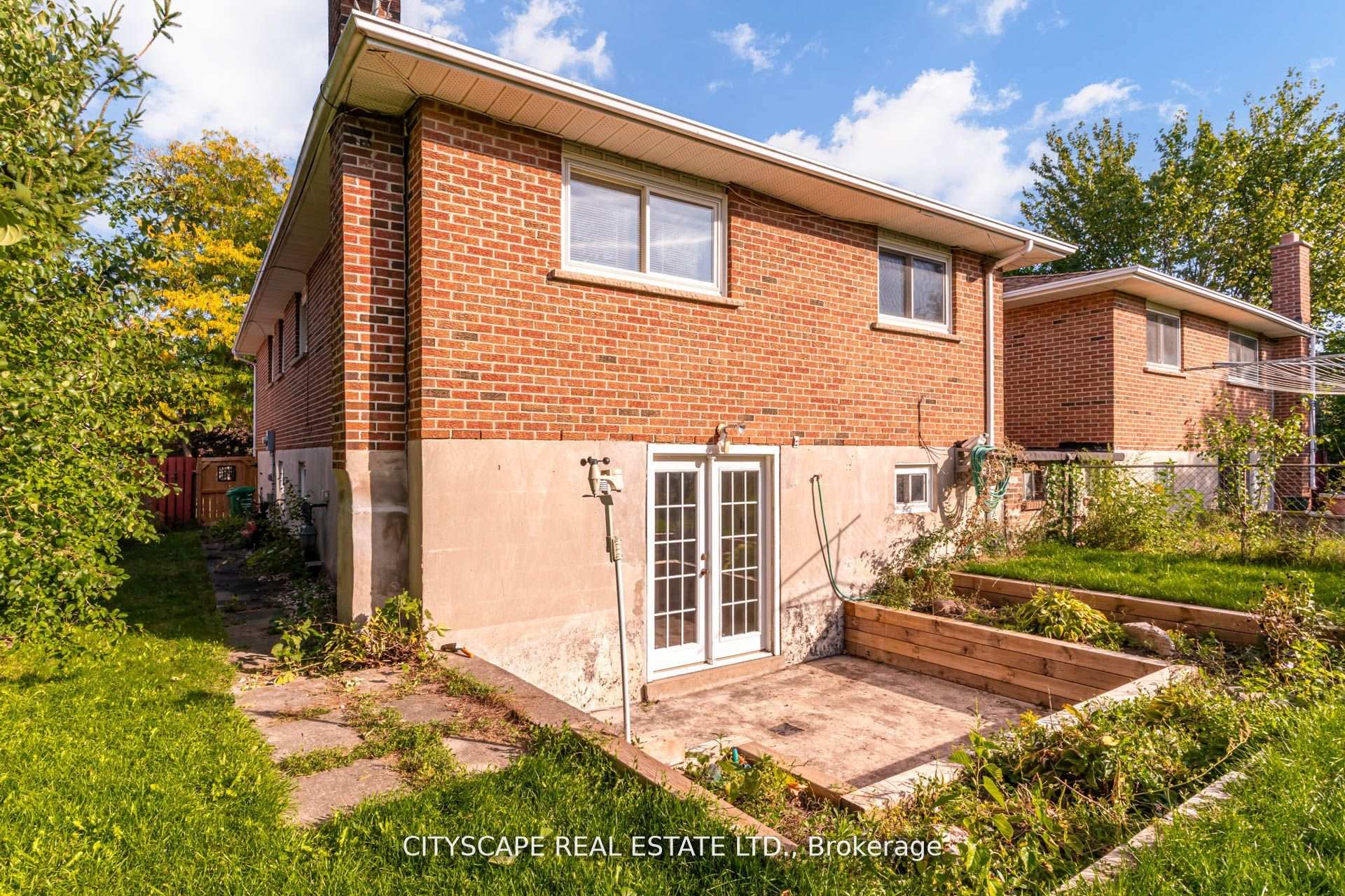 Photo 26 of 22 Jade Crescent, Brampton, Northgate — HOMEH