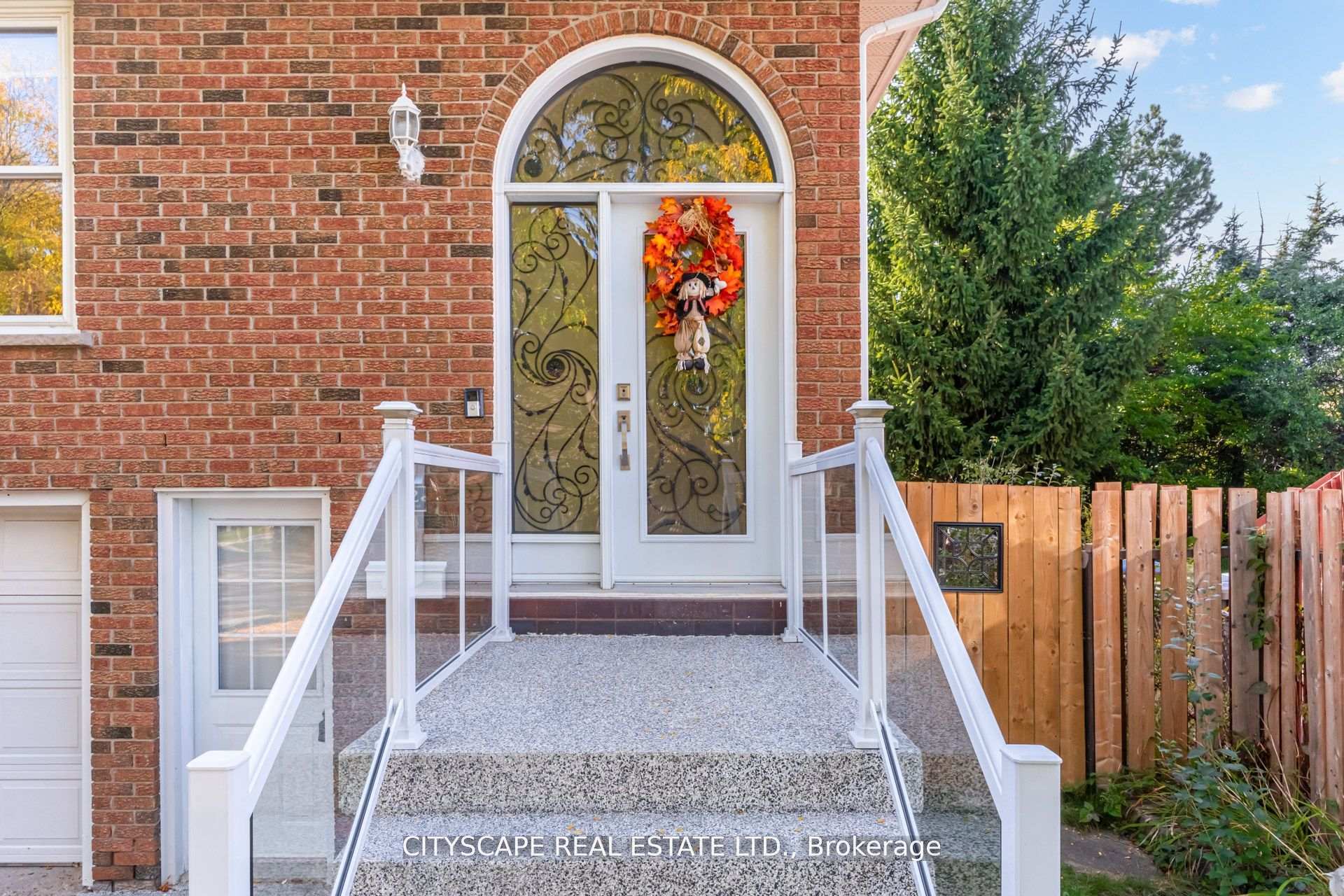 Photo 31 of 22 Jade Crescent, Brampton, Northgate — HOMEH