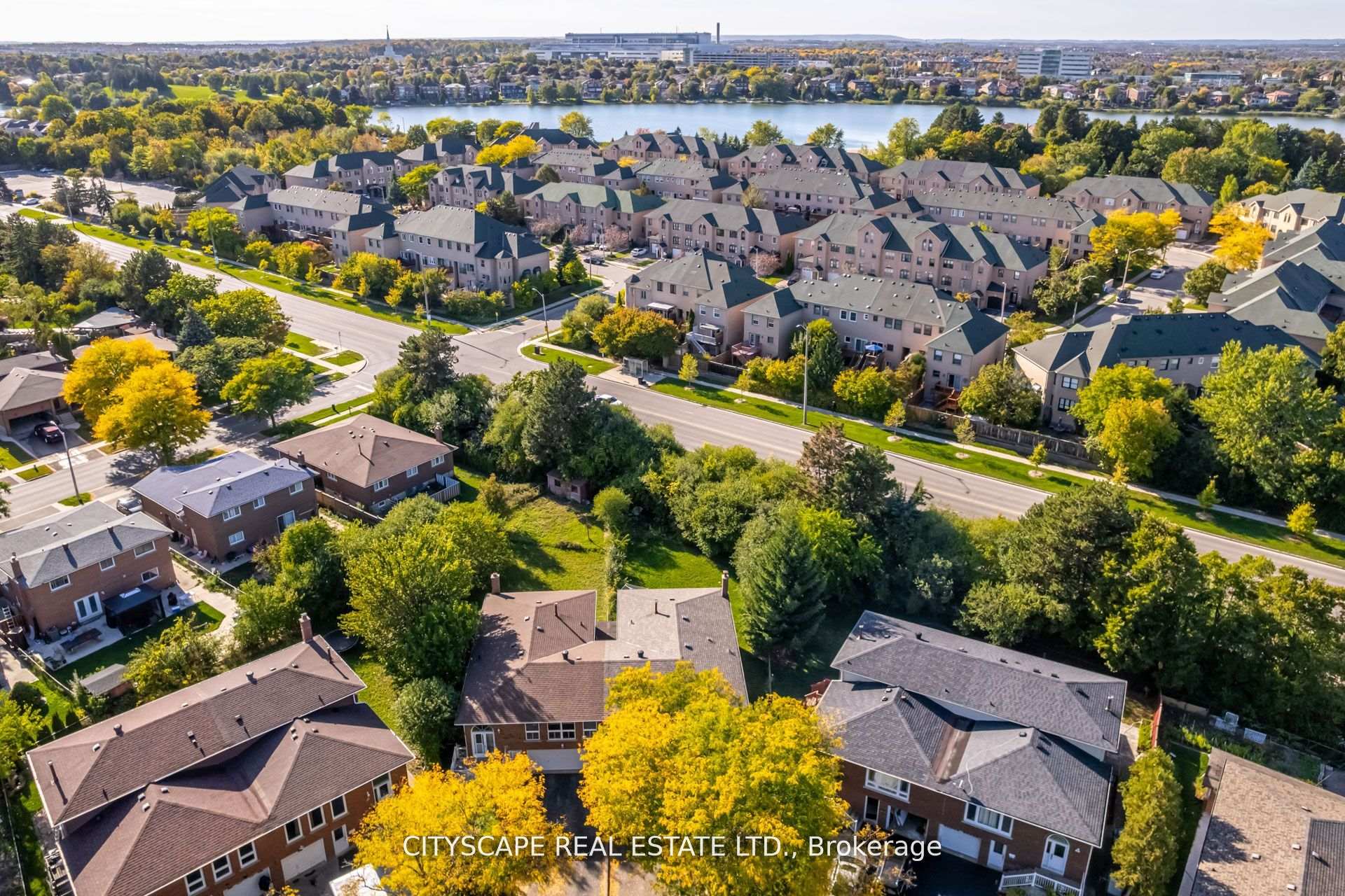 Photo 32 of 22 Jade Crescent, Brampton, Northgate — HOMEH