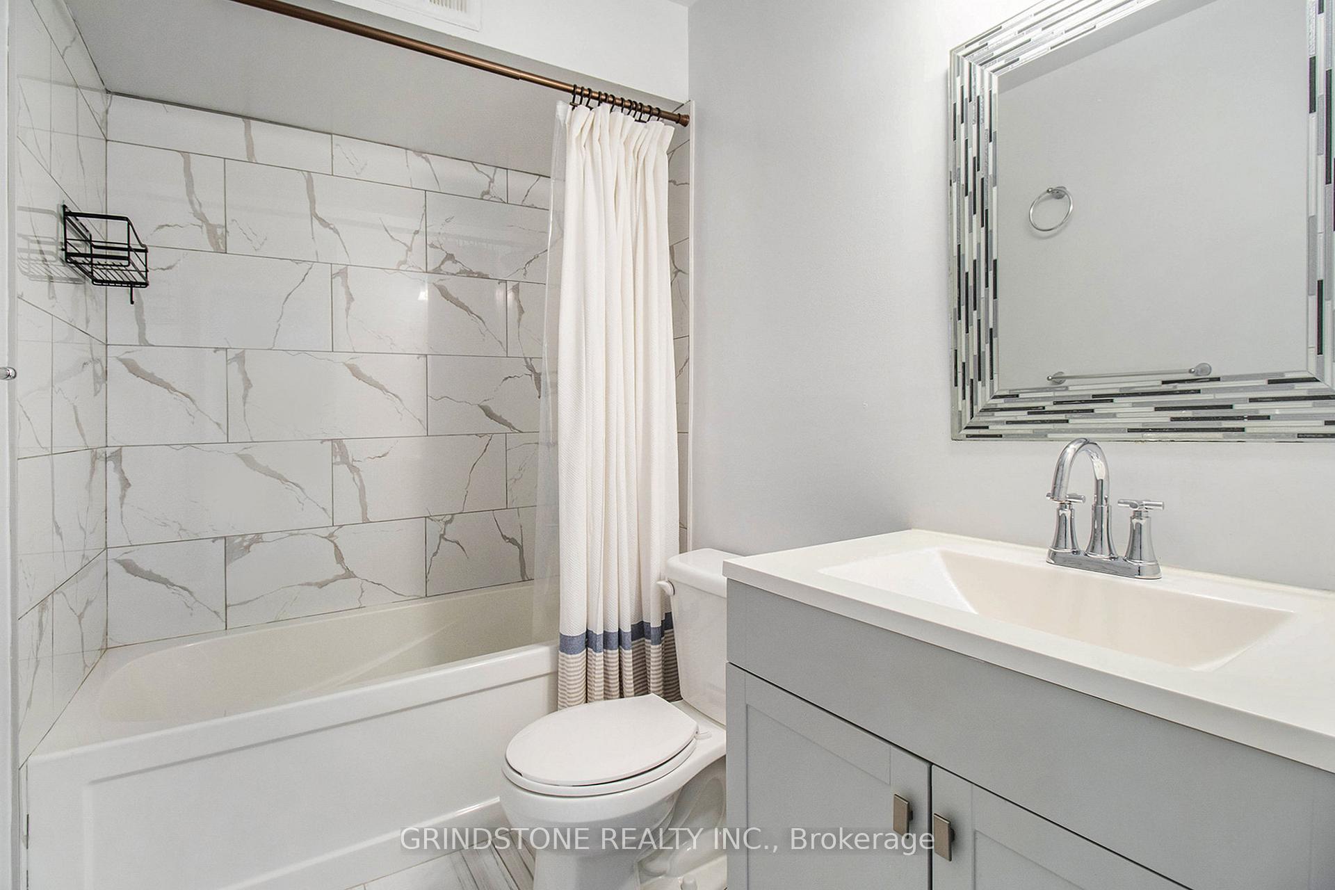 Photo 13 of Unit 216, 216 Viewmount Drive, Ottawa, Borden Farm/Stewart Farm/Carleton Heights/Parkwood Hills — HOMEH
