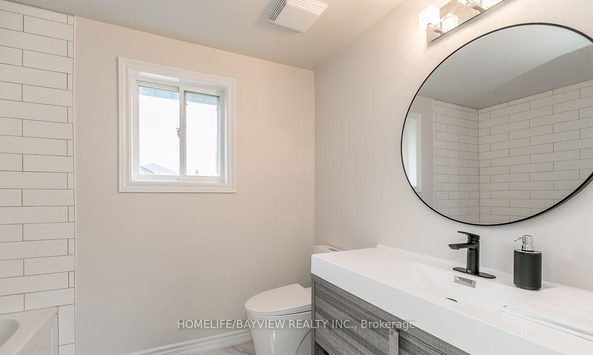 Photo 8 of 37 Ambler(Main Floor) Byway, Barrie, Georgian Drive — HOMEH
