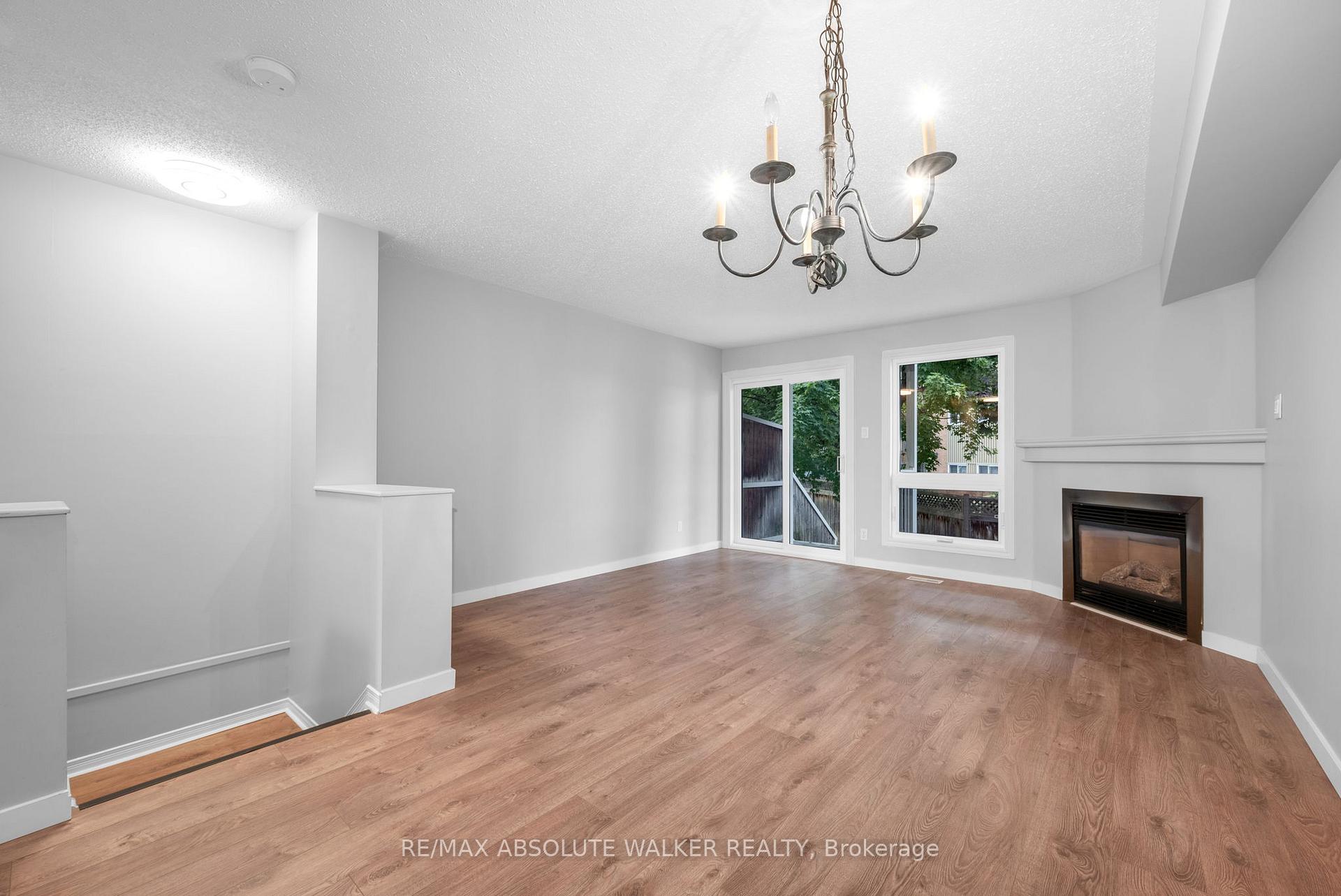 Photo 25 of 1673 Locksley Lane, Ottawa, Beaconwood — HOMEH