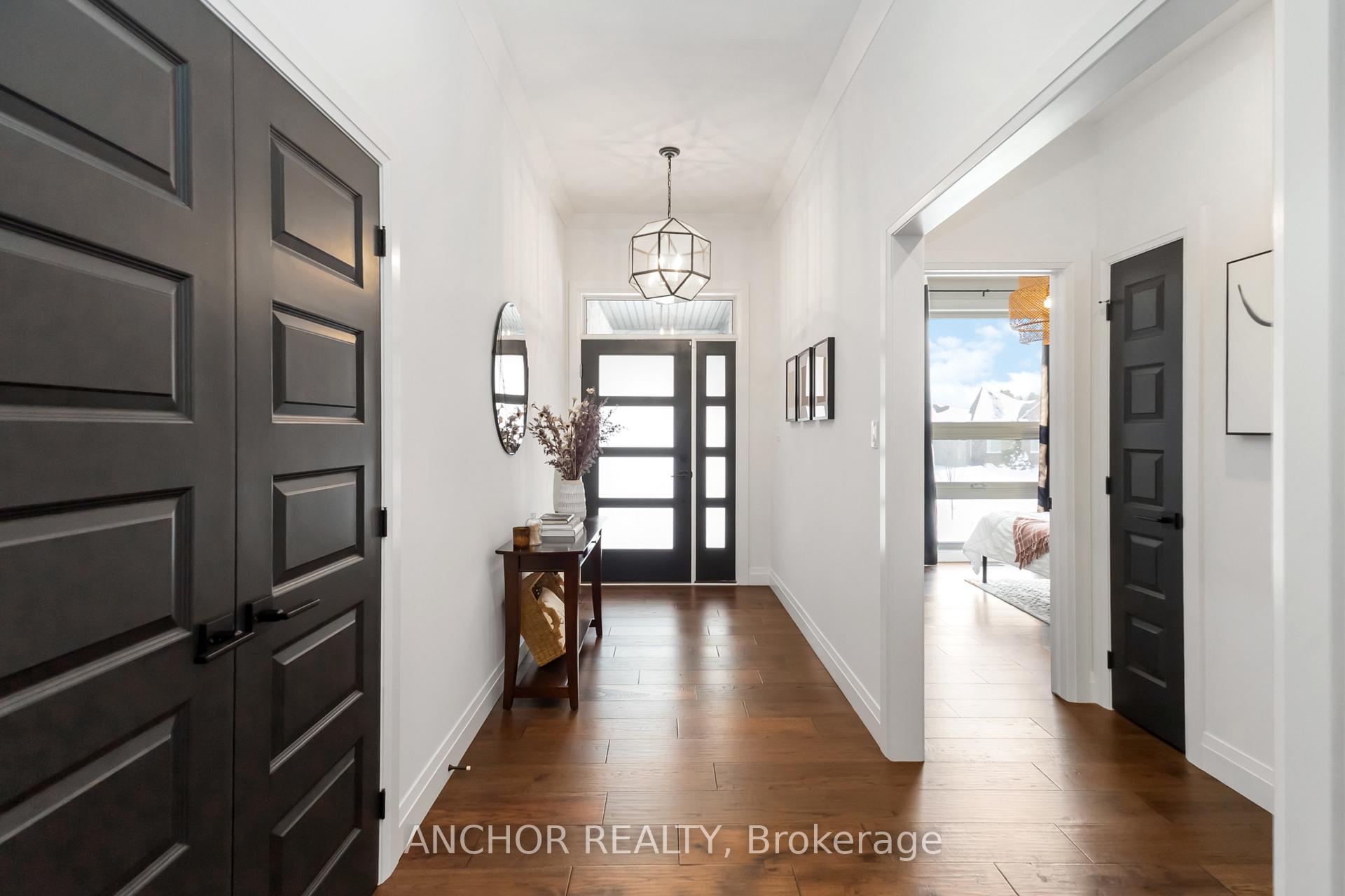 Photo 18 of 17 Kemp Crescent, Strathroy-Caradoc, NE — HOMEH