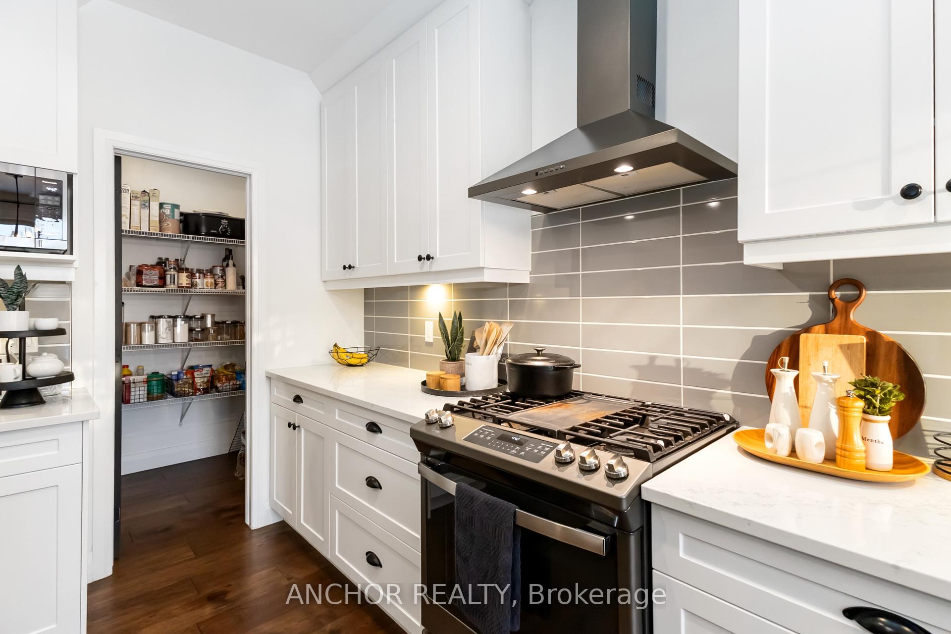 Photo 16 of 17 Kemp Crescent, Strathroy-Caradoc, NE — HOMEH