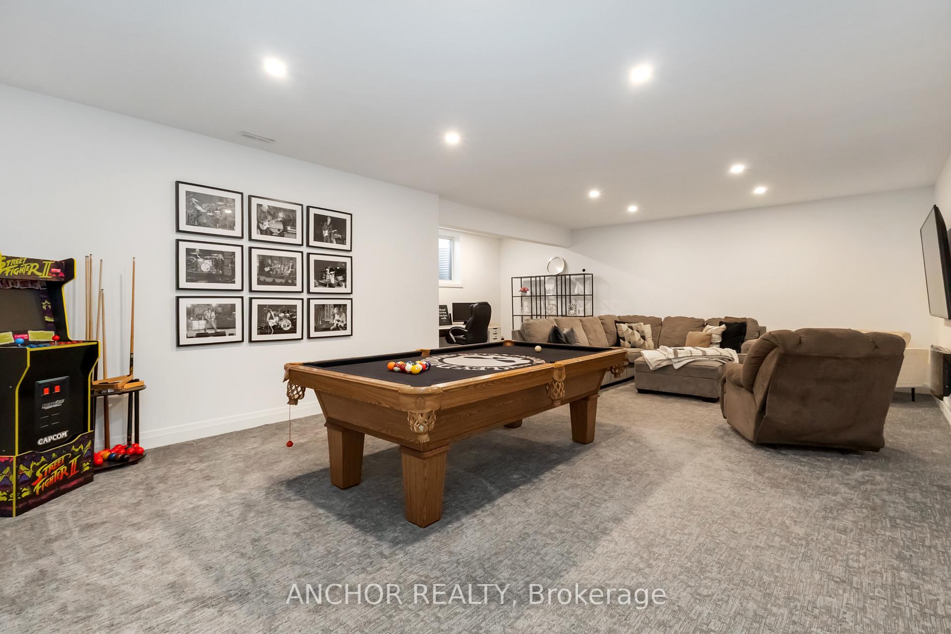 Photo 24 of 17 Kemp Crescent, Strathroy-Caradoc, NE — HOMEH