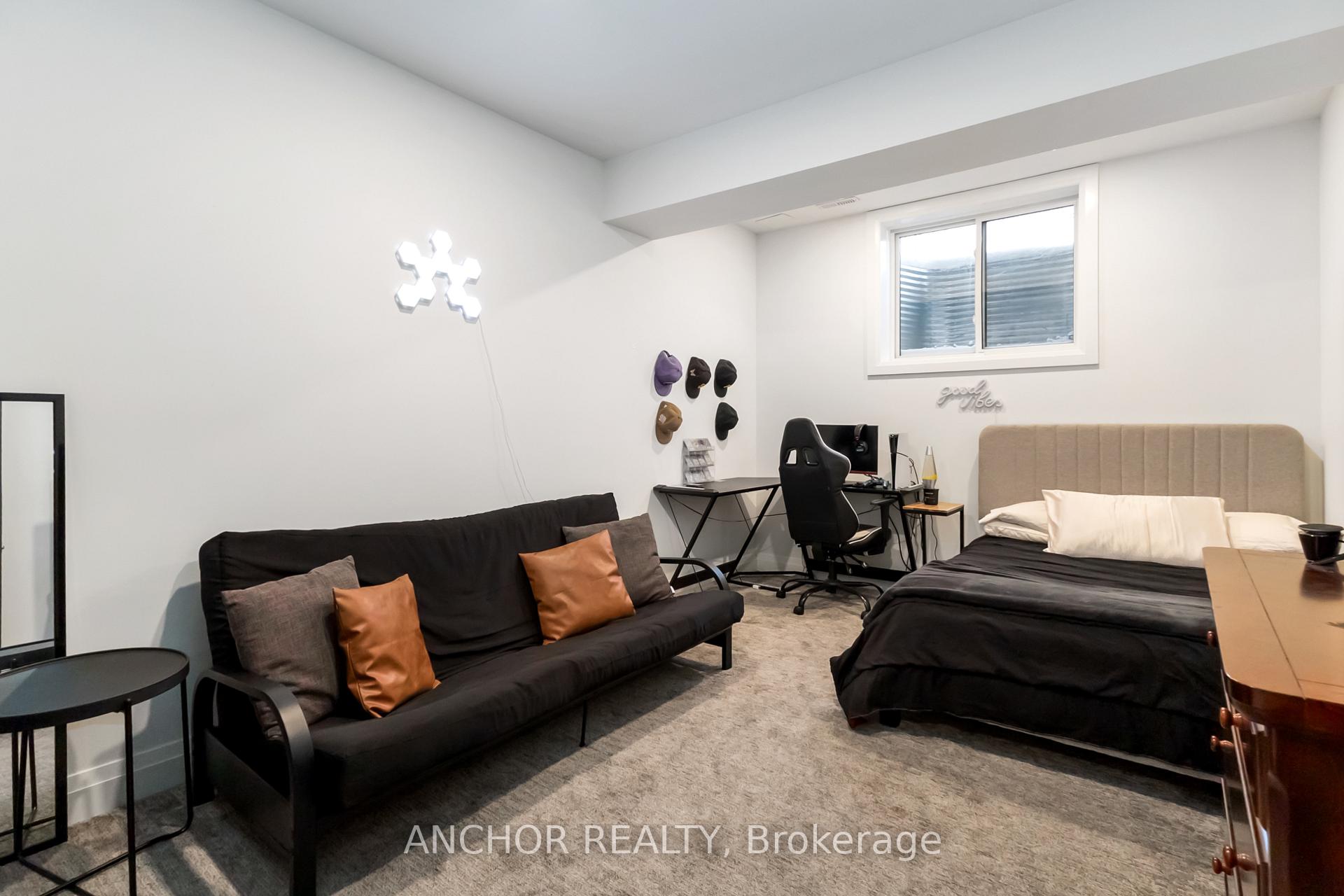 Photo 22 of 17 Kemp Crescent, Strathroy-Caradoc, NE — HOMEH