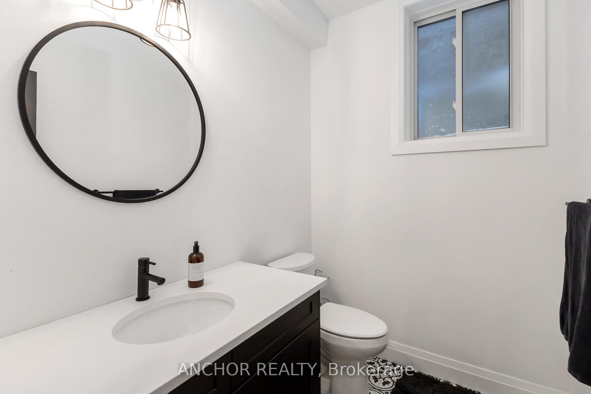 Photo 48 of 17 Kemp Crescent, Strathroy-Caradoc, NE — HOMEH