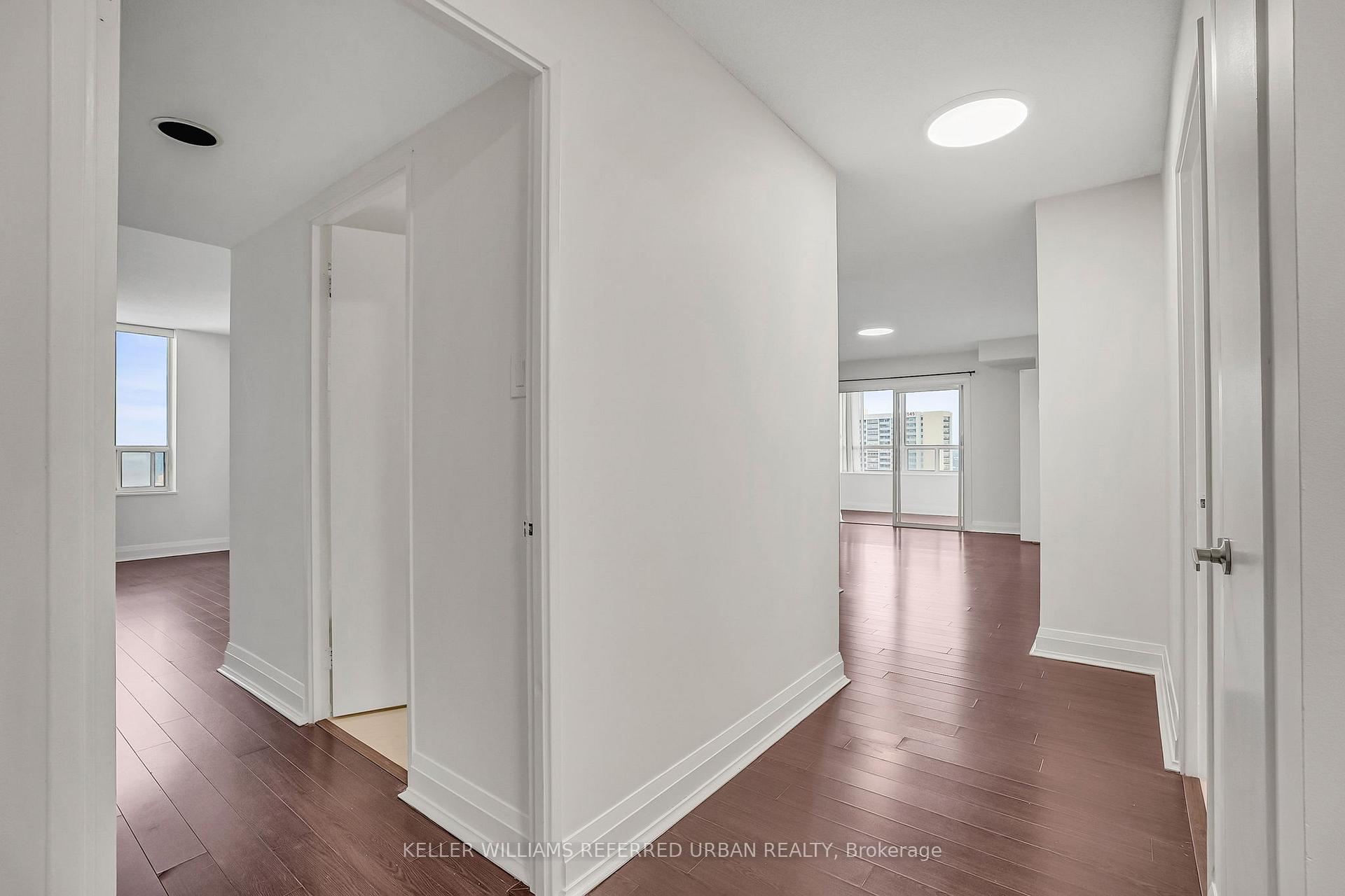 Photo 8 of Unit 2106, 215 Wynford Drive, Toronto, Flemingdon Park — HOMEH
