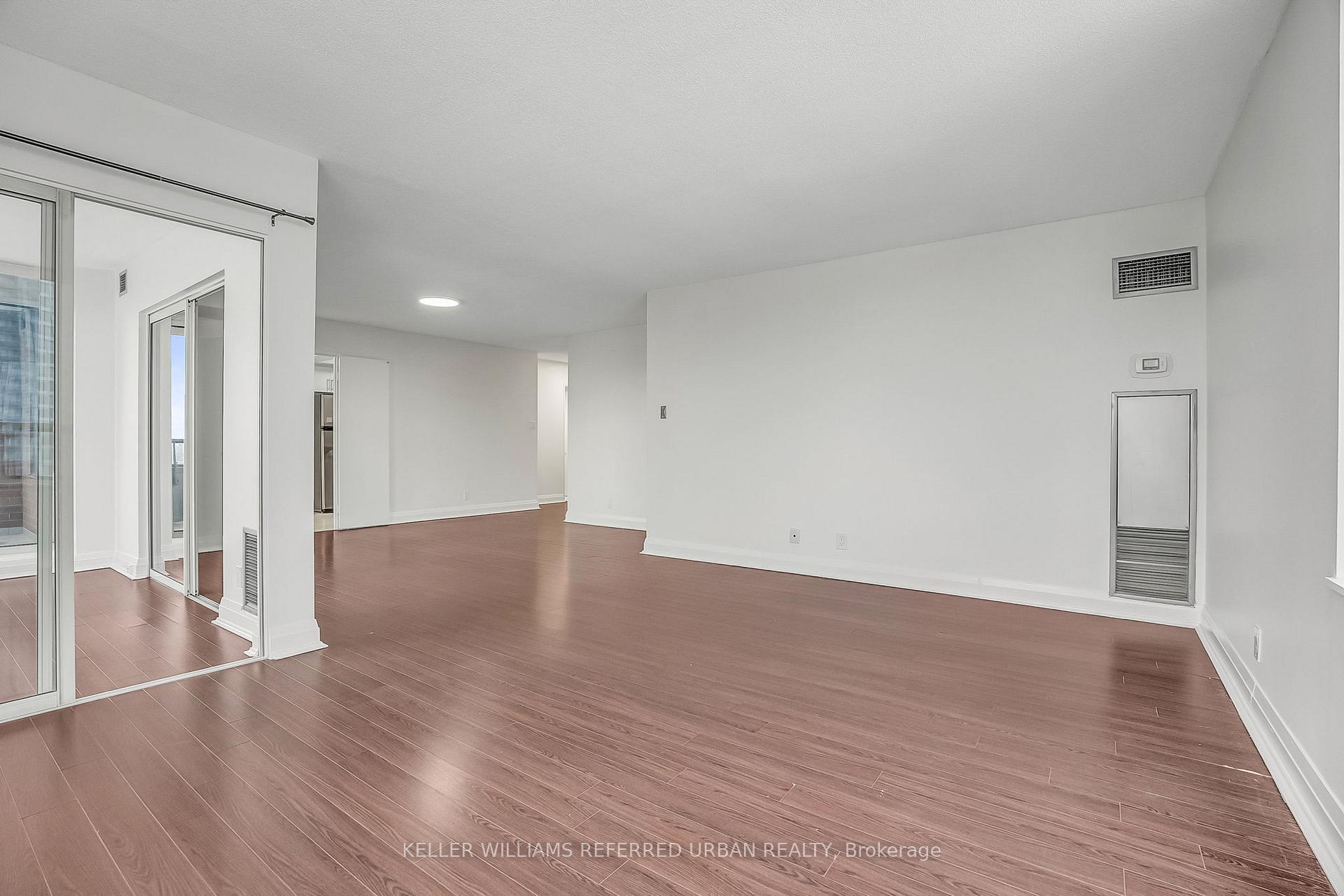 Photo 2 of Unit 2106, 215 Wynford Drive, Toronto, Flemingdon Park — HOMEH