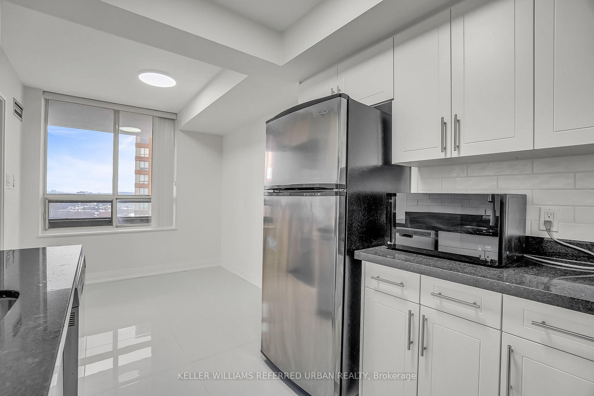 Photo 3 of Unit 2106, 215 Wynford Drive, Toronto, Flemingdon Park — HOMEH