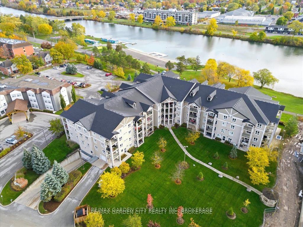 Front of Unit 1402, 330 Prince Charles Drive S