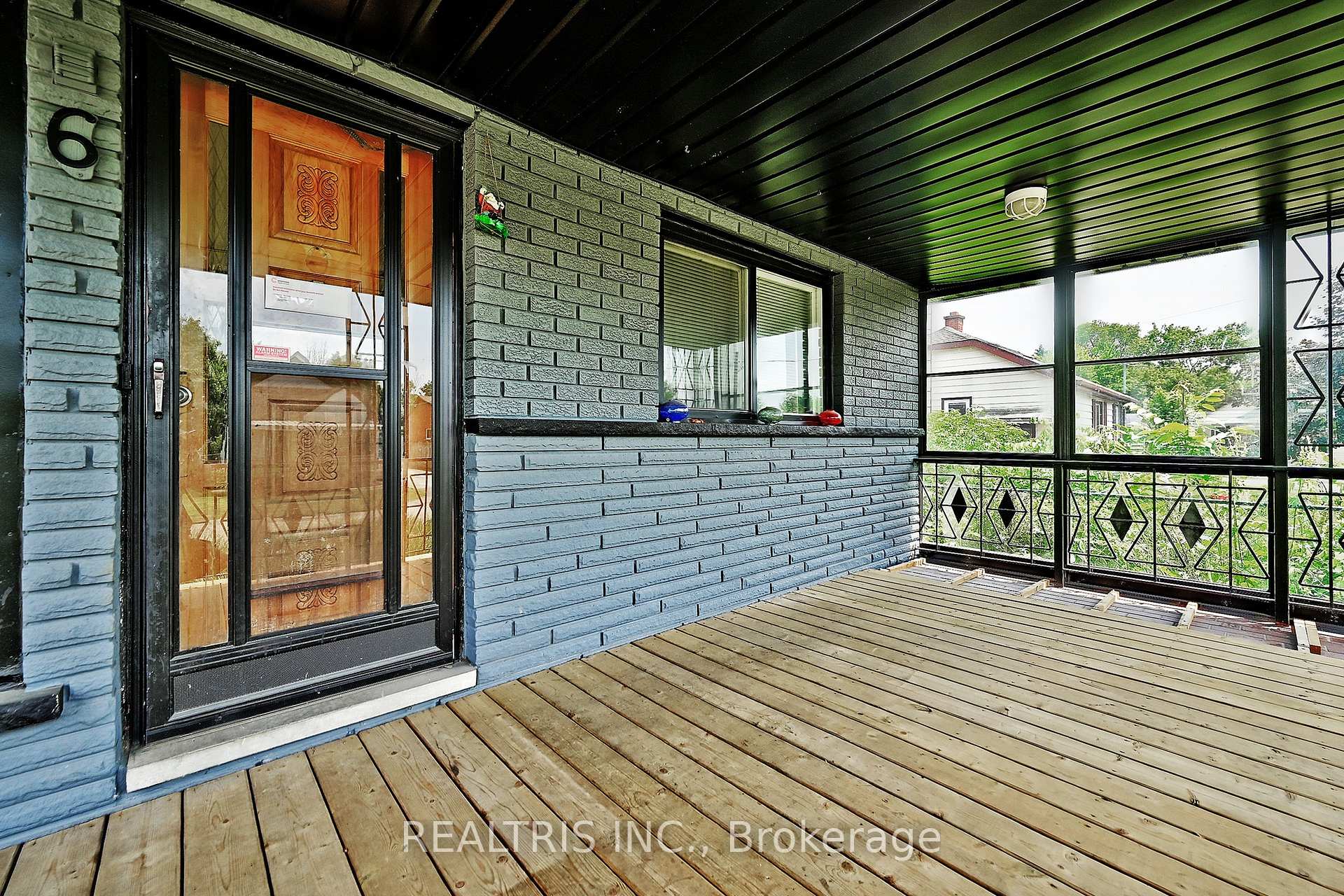 Photo 9 of 6 Lucerne Place, St. Catharines, Oakdale — HOMEH