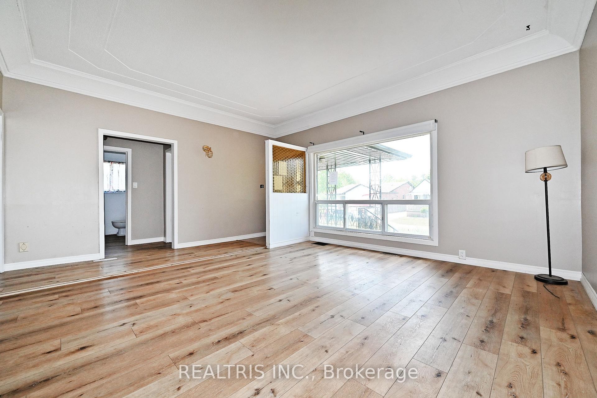 Photo 7 of 6 Lucerne Place, St. Catharines, Oakdale — HOMEH