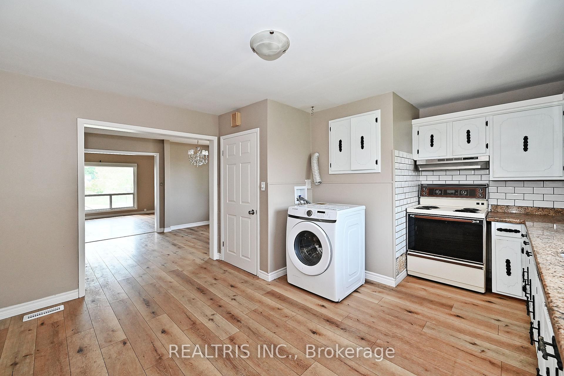 Photo 13 of 6 Lucerne Place, St. Catharines, Oakdale — HOMEH