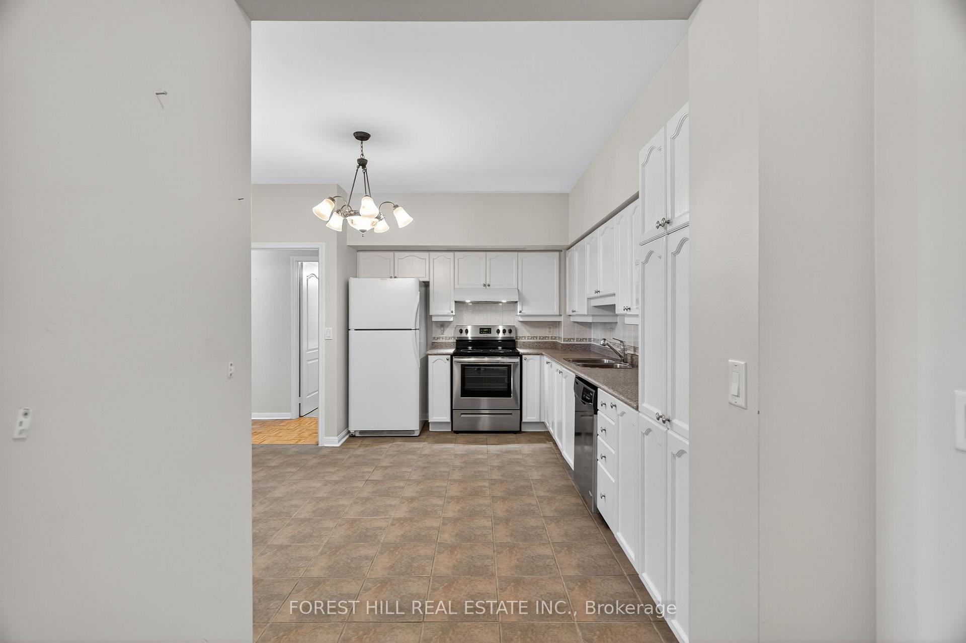 Photo 26 of Unit 115, 2500 Rutherford Road, Vaughan, Maple — HOMEH