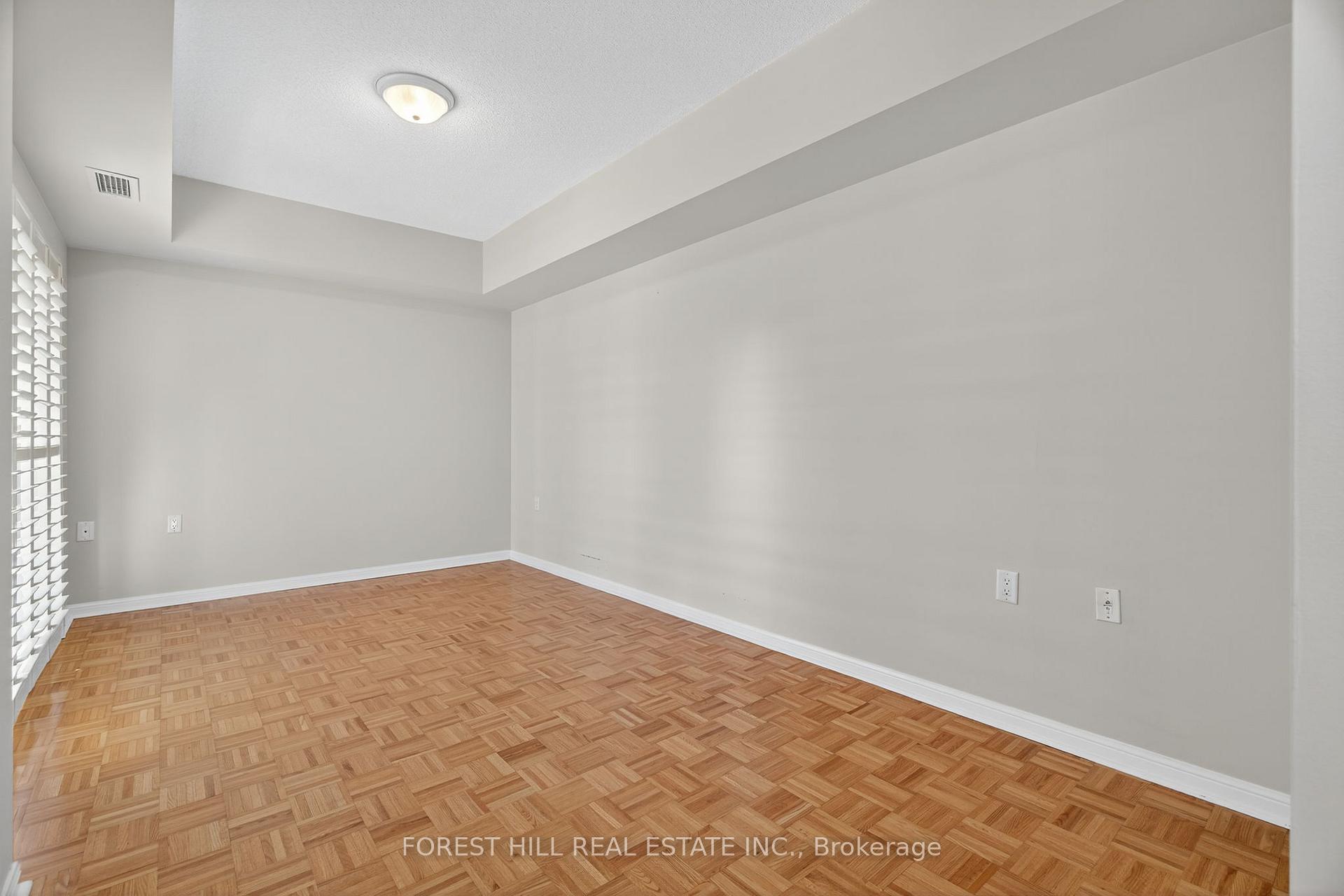 Photo 20 of Unit 115, 2500 Rutherford Road, Vaughan, Maple — HOMEH