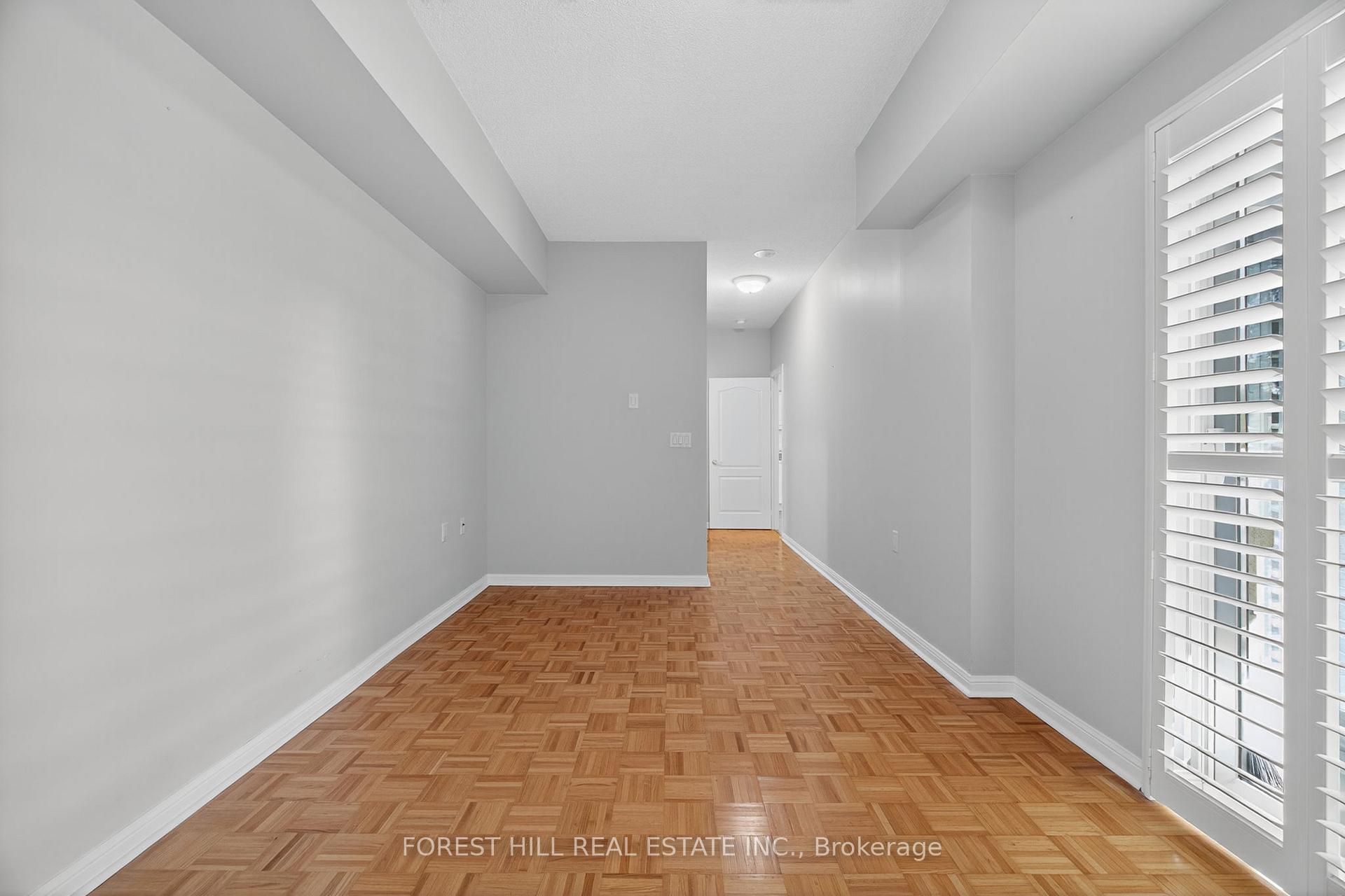 Photo 25 of Unit 115, 2500 Rutherford Road, Vaughan, Maple — HOMEH