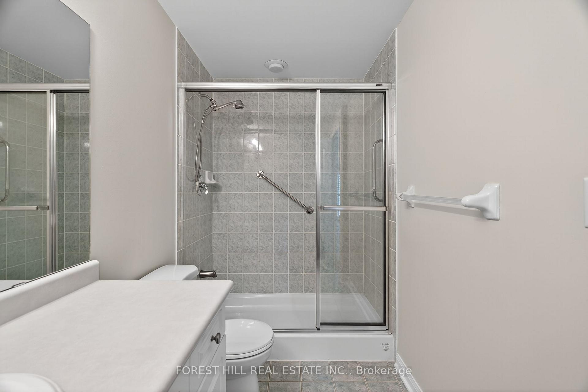 Photo 6 of Unit 115, 2500 Rutherford Road, Vaughan, Maple — HOMEH