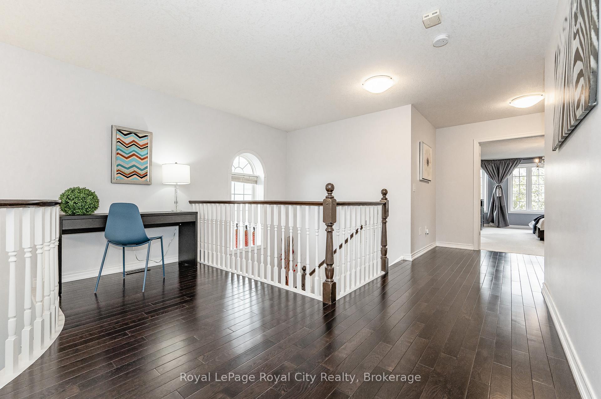 Photo 16 of 274 Farley Drive, Guelph, Pineridge/Westminster Woods — HOMEH