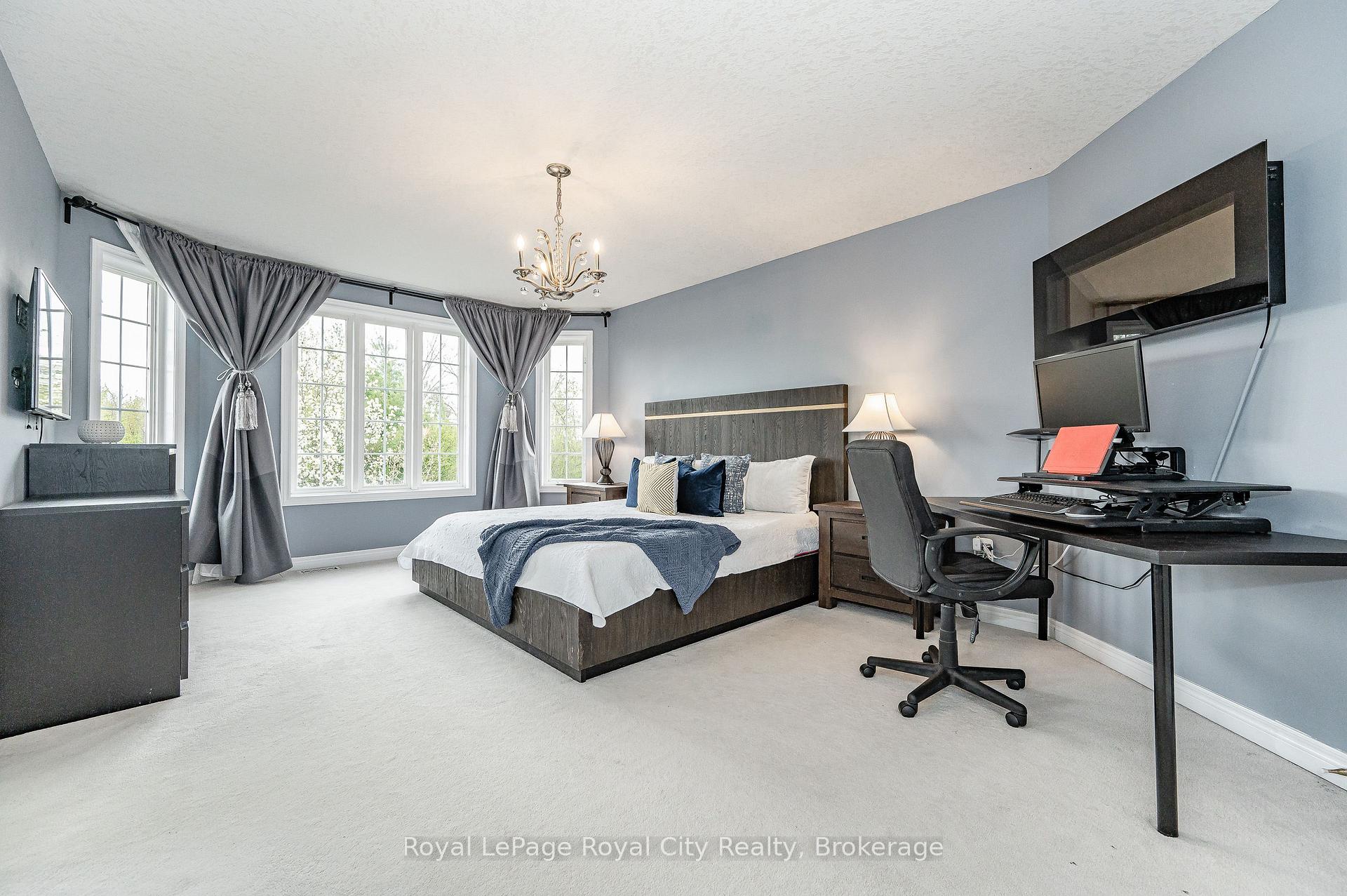 Photo 21 of 274 Farley Drive, Guelph, Pineridge/Westminster Woods — HOMEH