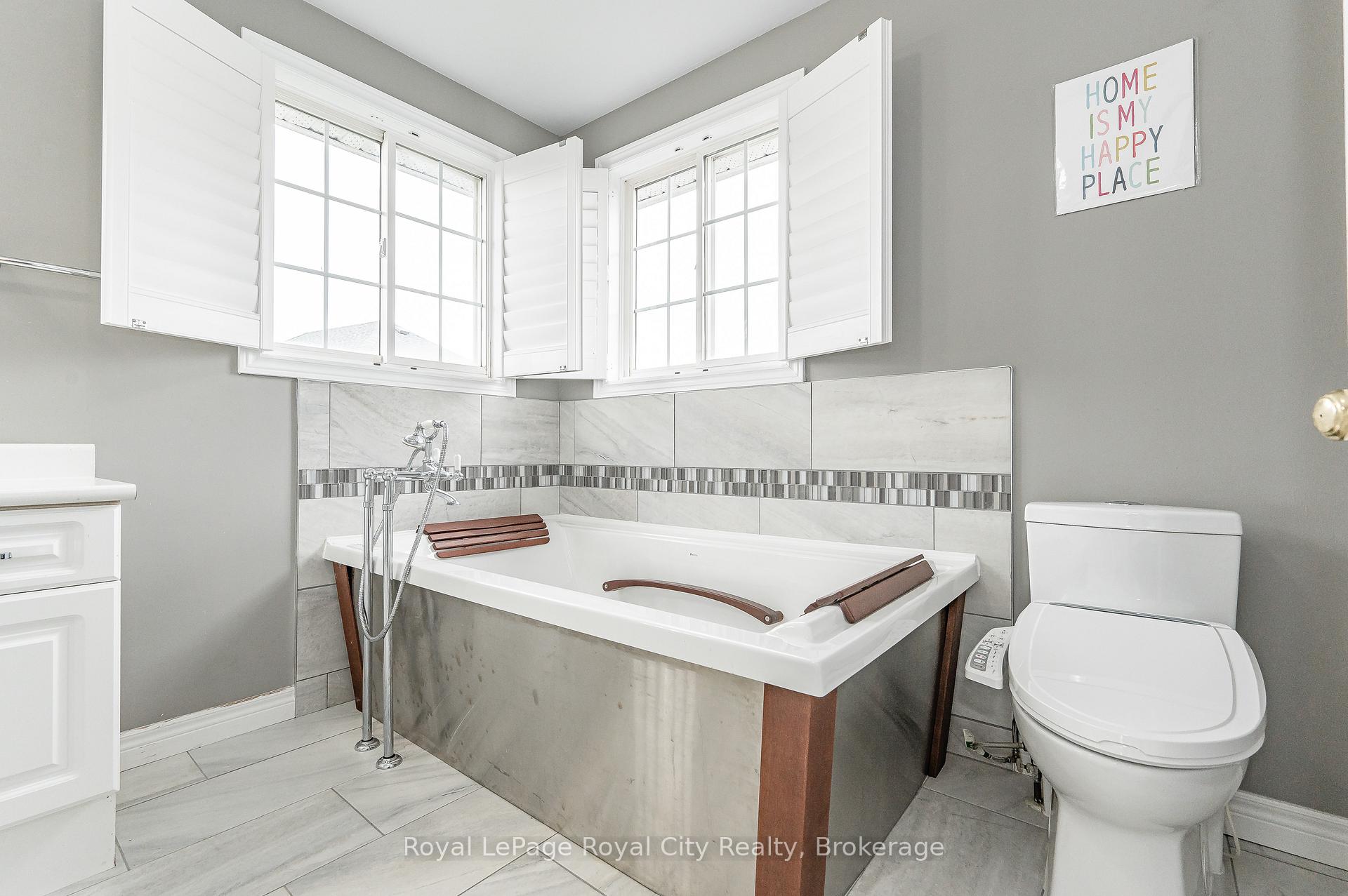 Photo 35 of 274 Farley Drive, Guelph, Pineridge/Westminster Woods — HOMEH