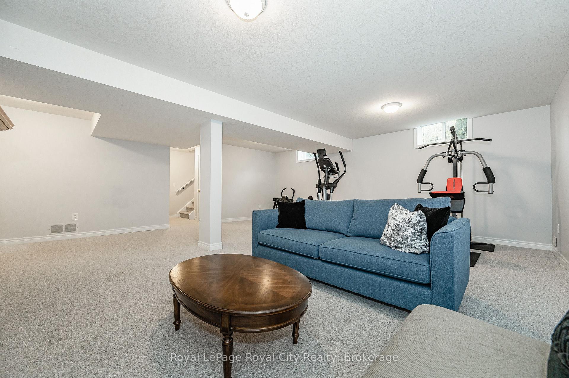 Photo 31 of 274 Farley Drive, Guelph, Pineridge/Westminster Woods — HOMEH
