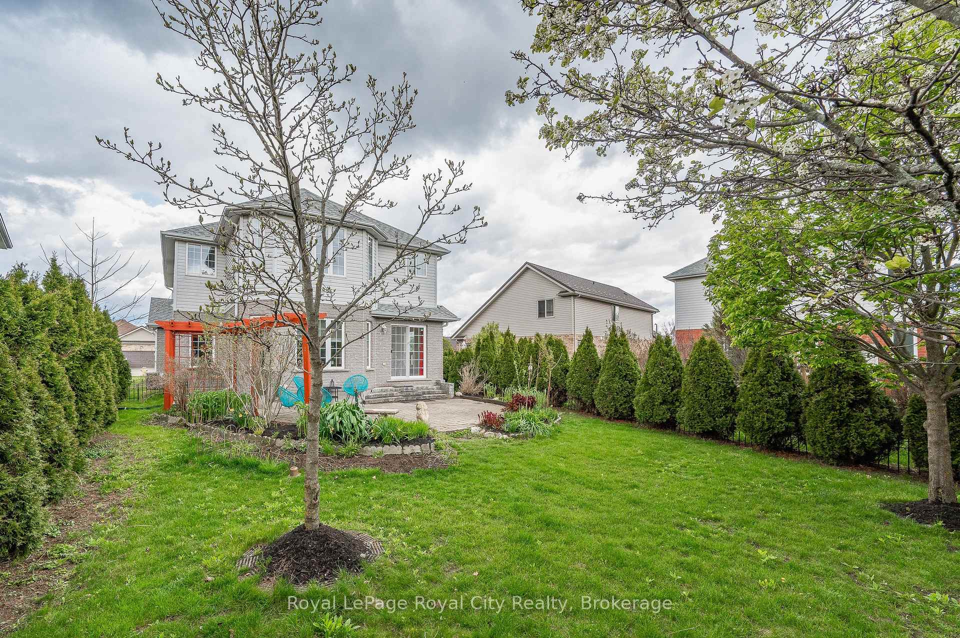 Photo 46 of 274 Farley Drive, Guelph, Pineridge/Westminster Woods — HOMEH
