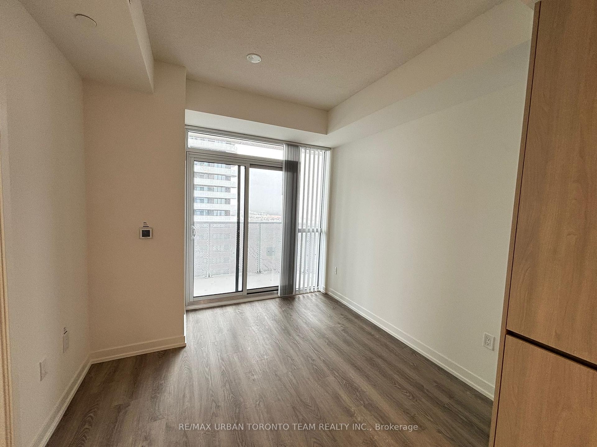 Photo 2 of Unit 2001, 8 Interchange Way, Vaughan, Vaughan Corporate Centre — HOMEH