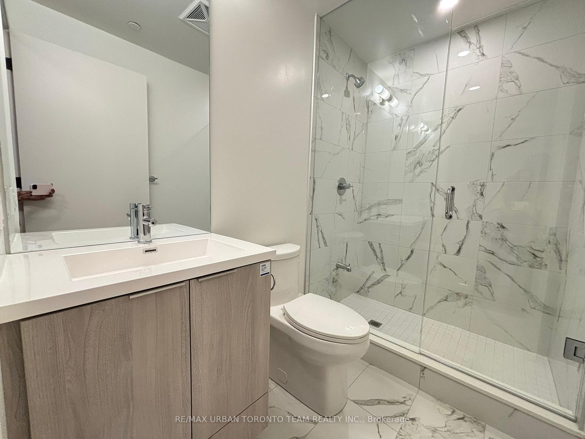 Photo 3 of Unit 2001, 8 Interchange Way, Vaughan, Vaughan Corporate Centre — HOMEH