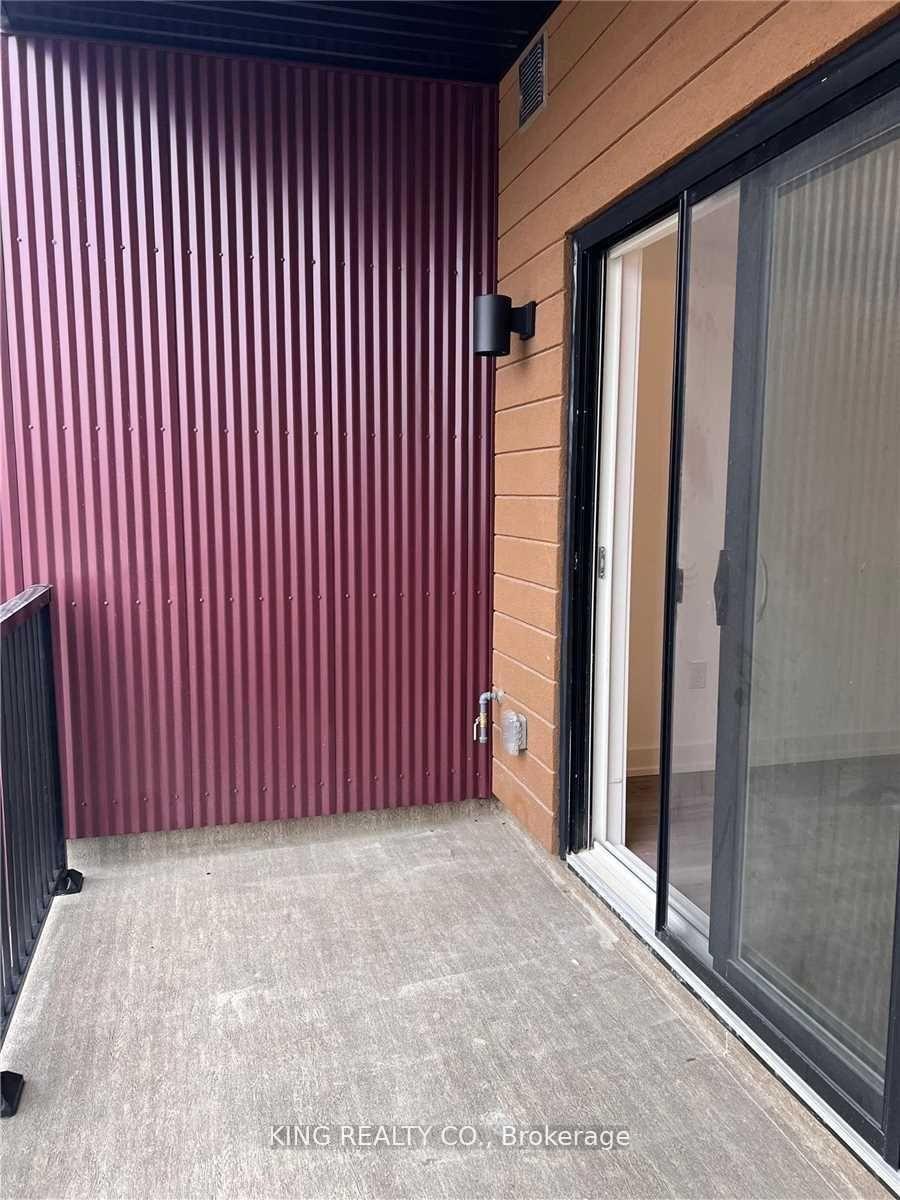 Photo 3 of Unit 107, 4 Spice Way, Barrie, Rural Barrie Southeast — HOMEH