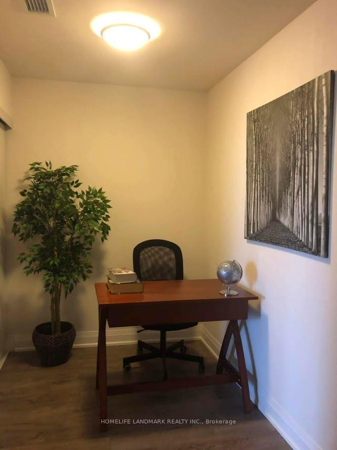 Photo 10 of Unit 330, 18 Uptown Drive, Markham, Unionville — HOMEH