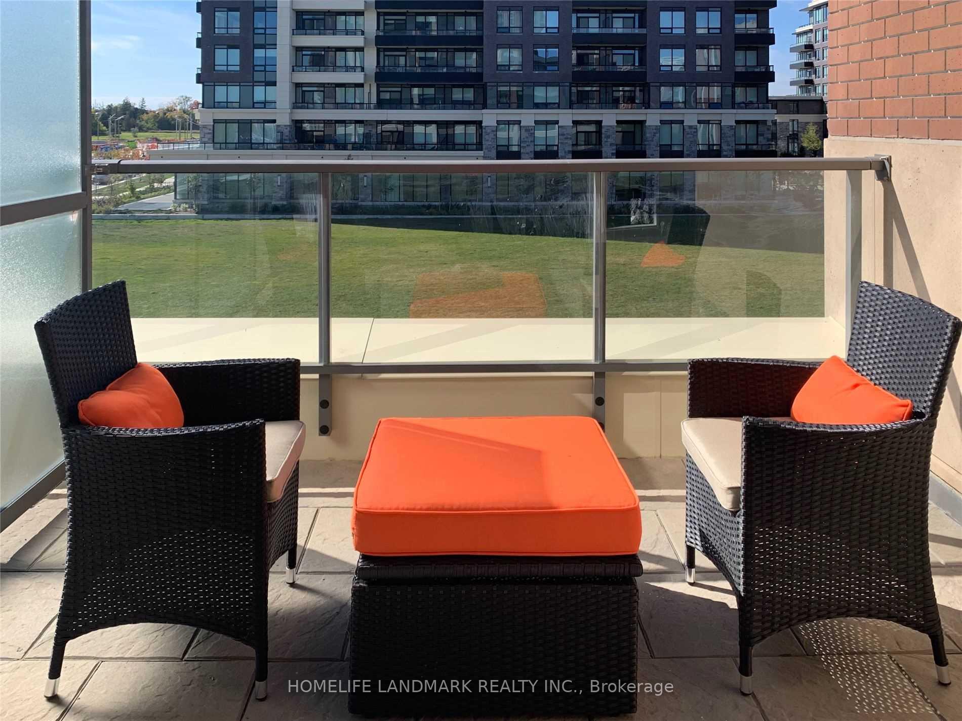 Photo 13 of Unit 330, 18 Uptown Drive, Markham, Unionville — HOMEH
