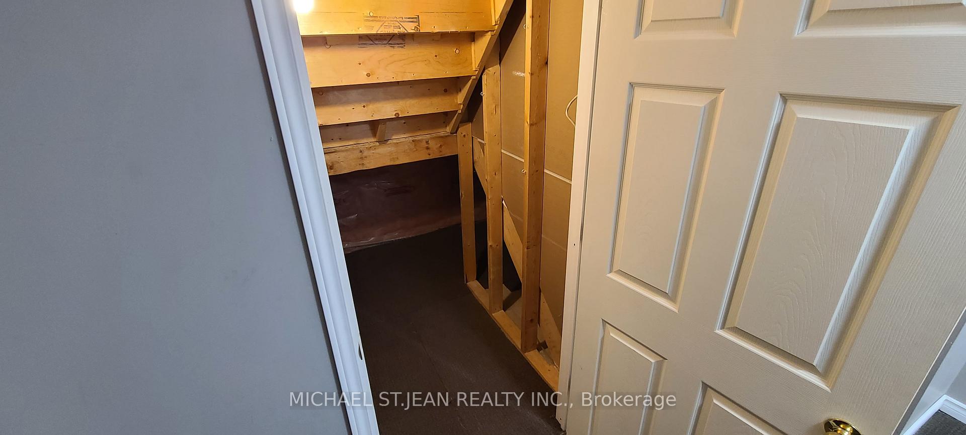 Photo 9 of Unit Basement, 77 Thames Way, Hamilton, Mount Hope — HOMEH