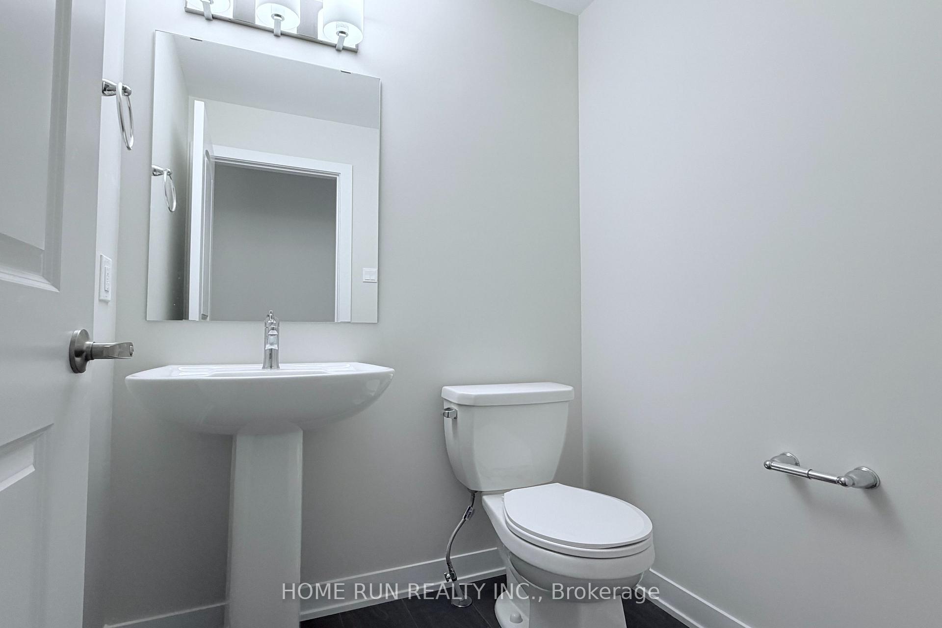 Photo 21 of 381 Les Emmerson Drive, Ottawa, Barrhaven - Heritage Park — HOMEH