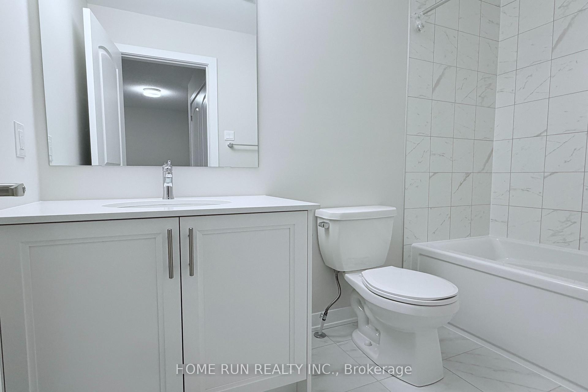 Photo 13 of 381 Les Emmerson Drive, Ottawa, Barrhaven - Heritage Park — HOMEH