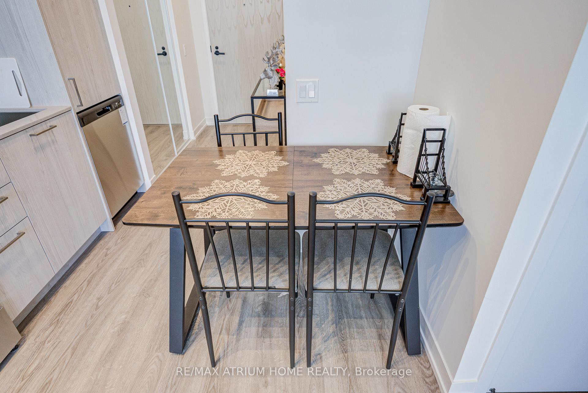 Photo 11 of Unit 2101, 195 Commerce St Street, Vaughan, Vaughan Corporate Centre — HOMEH
