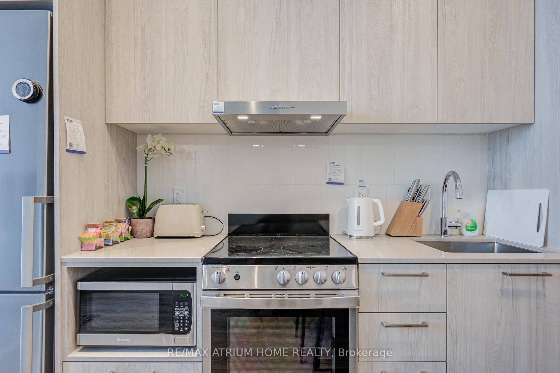Photo 14 of Unit 2101, 195 Commerce St Street, Vaughan, Vaughan Corporate Centre — HOMEH