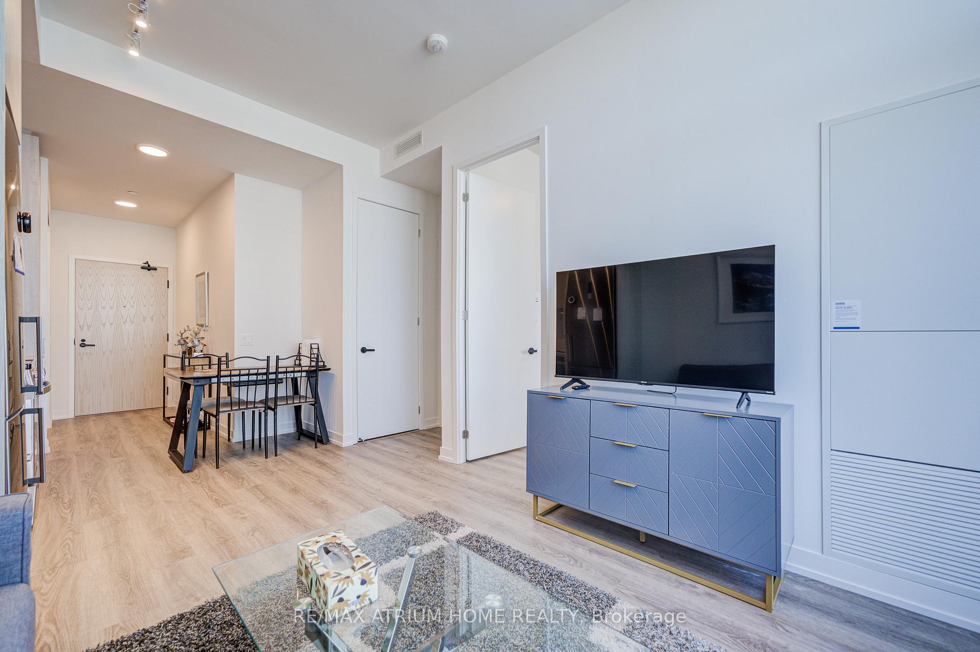 Photo 21 of Unit 2101, 195 Commerce St Street, Vaughan, Vaughan Corporate Centre — HOMEH